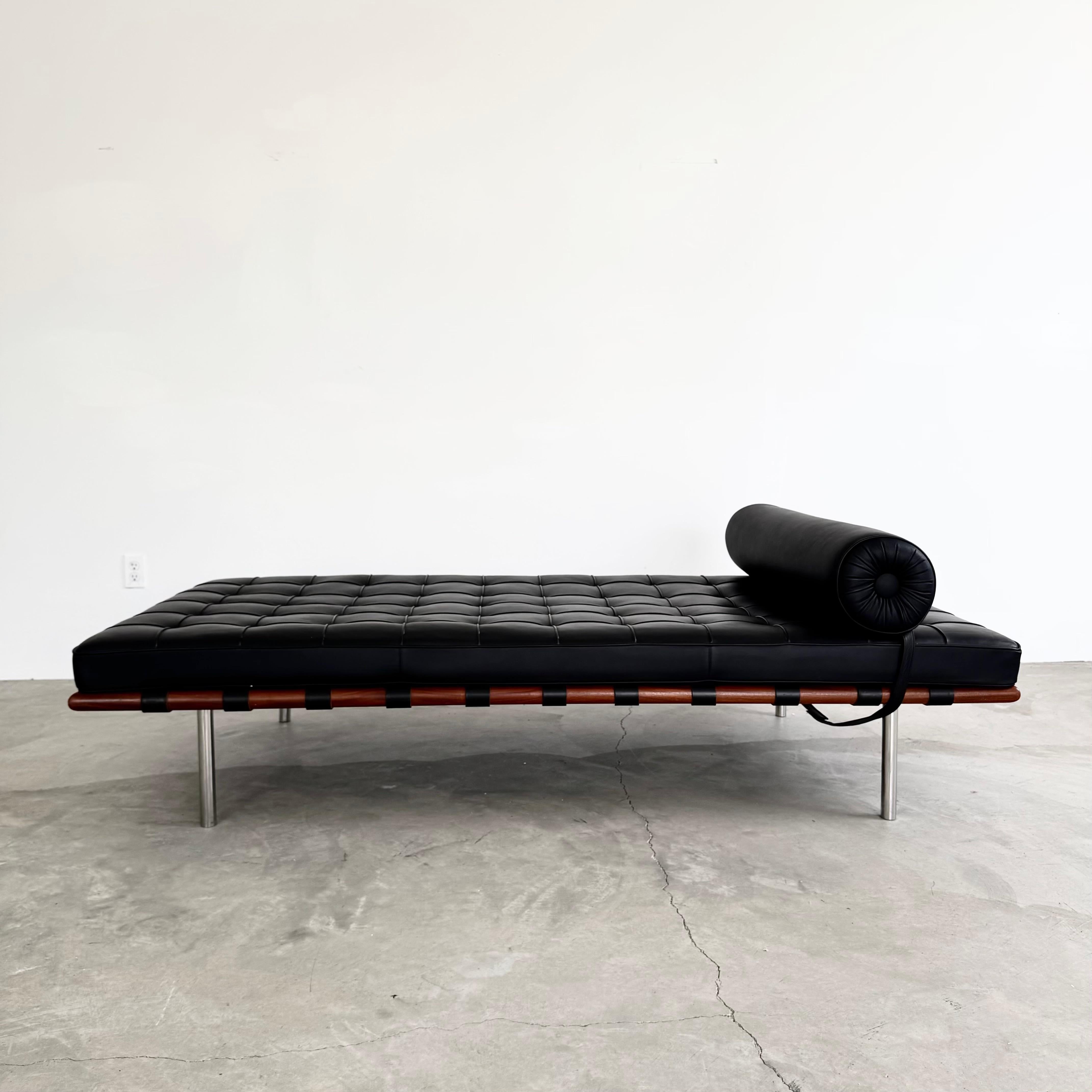 Knoll Barcelona Daybed, 2000er Jahre USA (Leder) im Angebot
