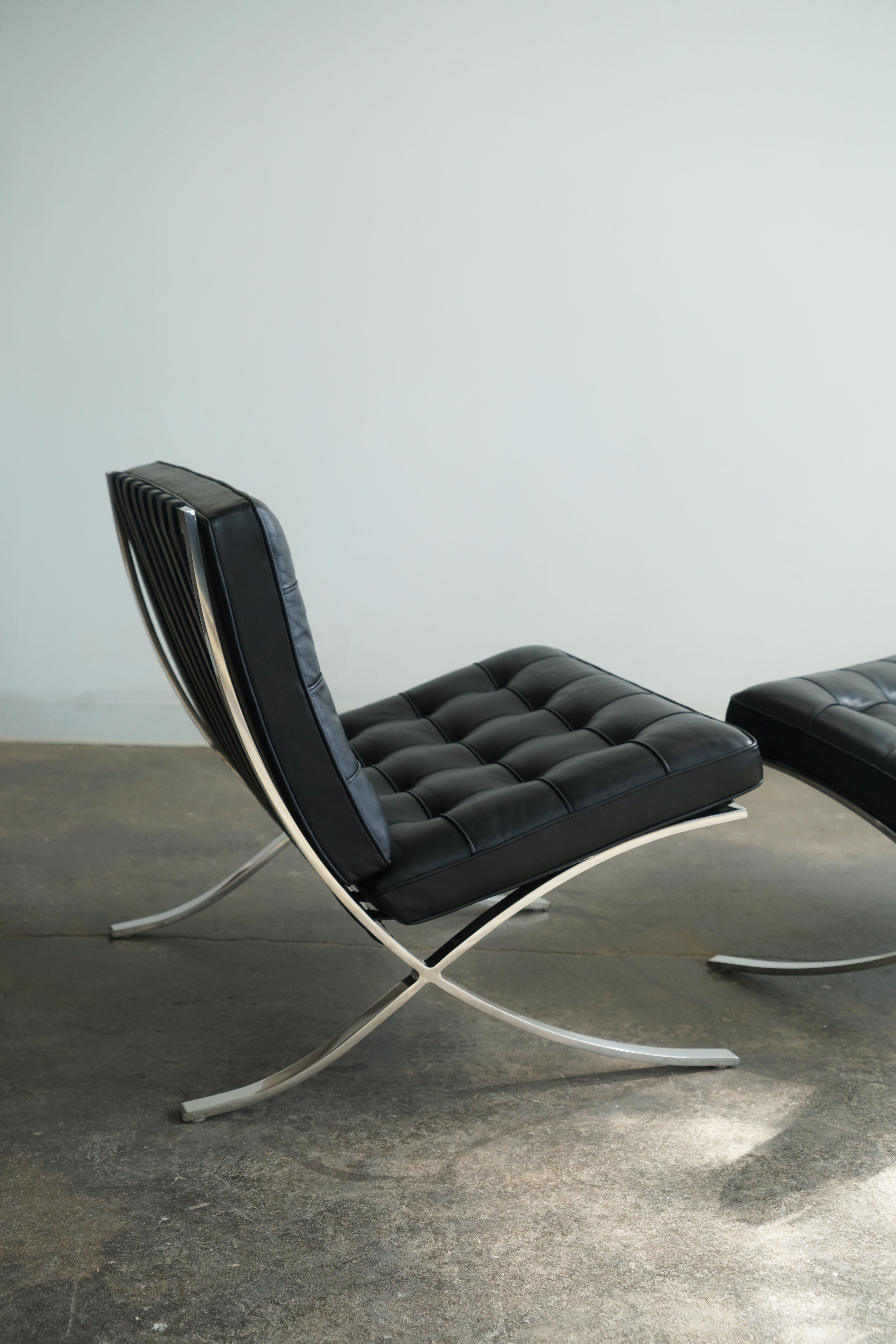 Knoll Barcelona Lounge Chairs by Mies van der Rohe, Black Leather For Sale 7