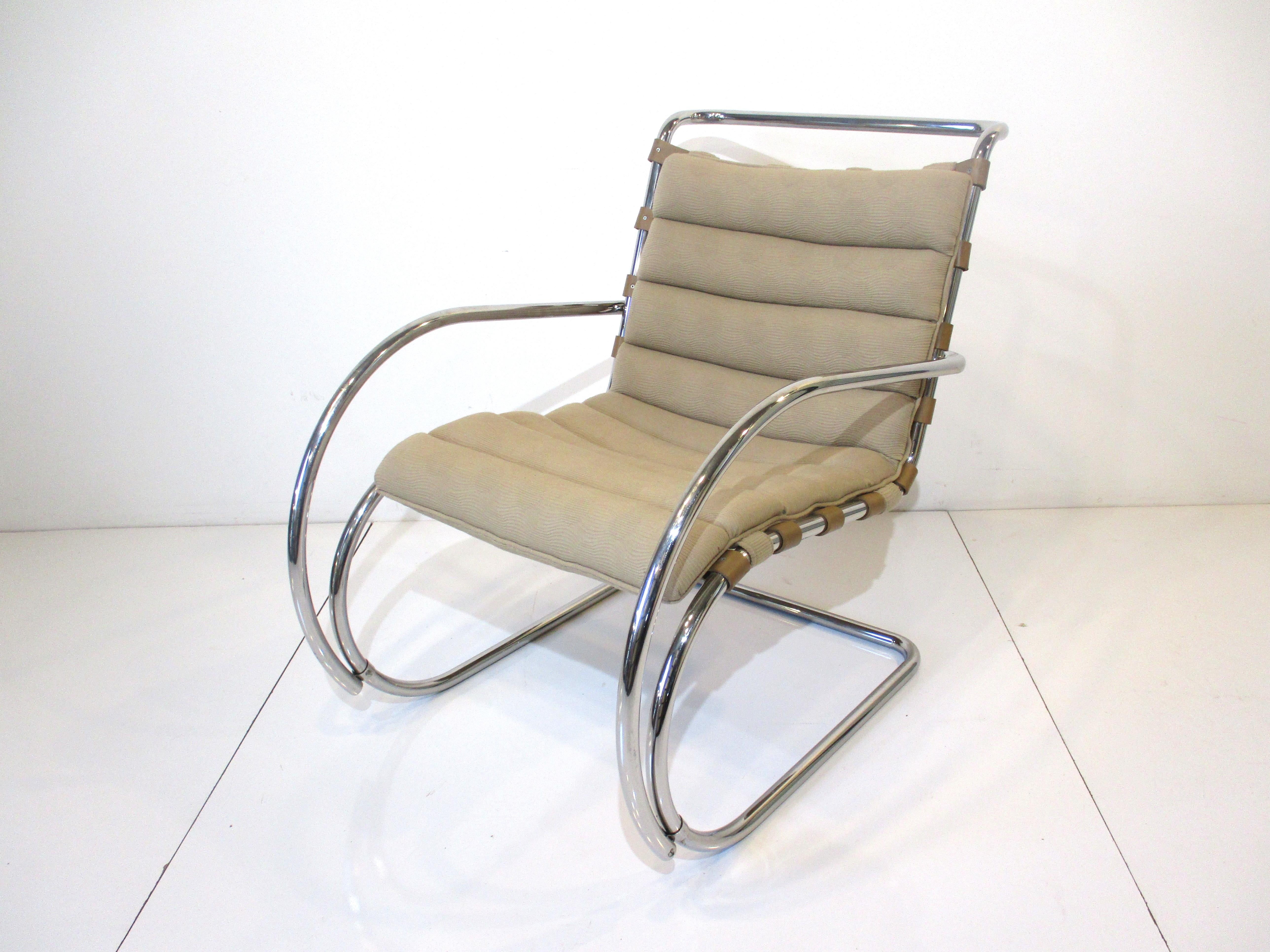 Knoll Beaver Lounge Chair by Mies Van der Rohe  2