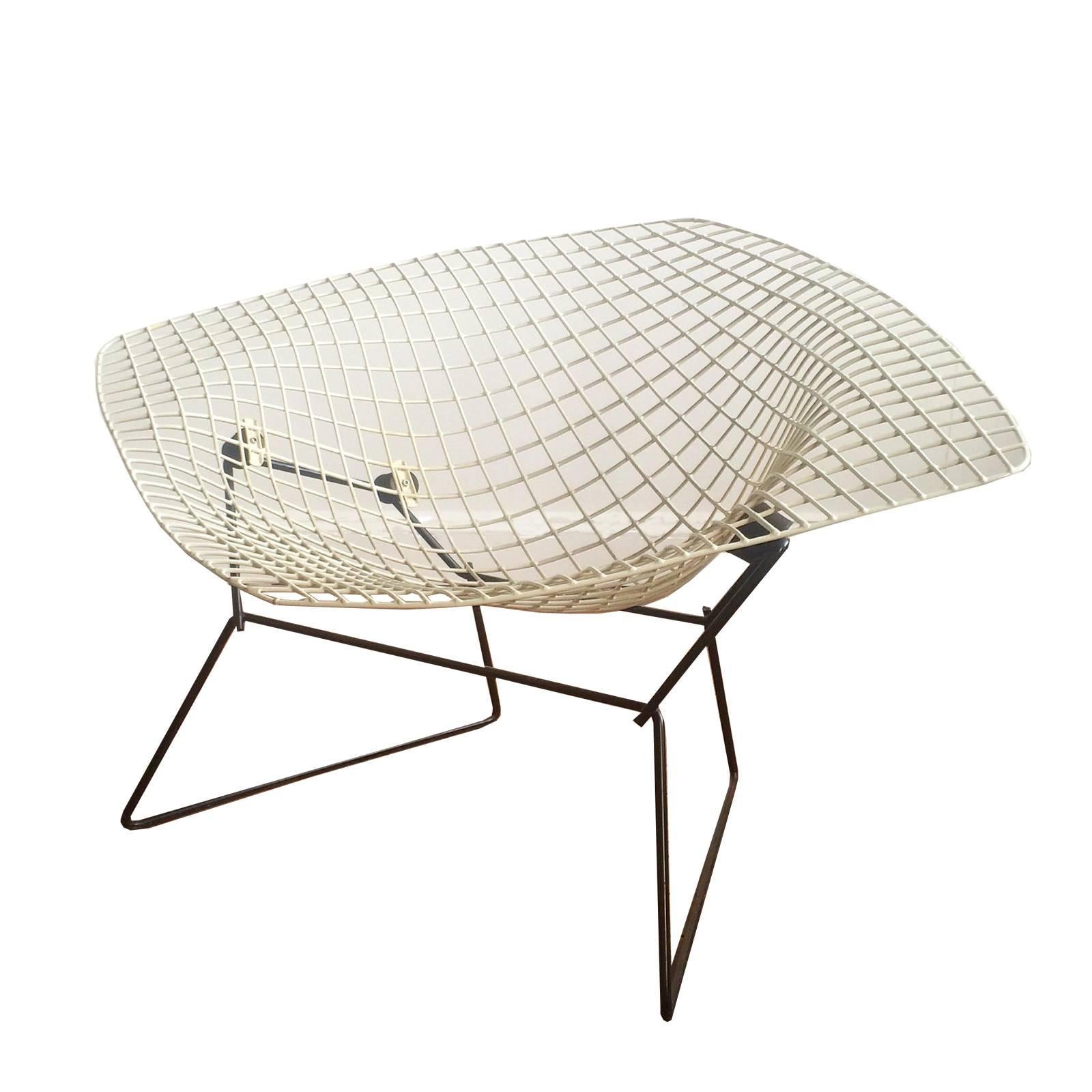 Knoll Bertoia Wide Diamond Chair For Sale