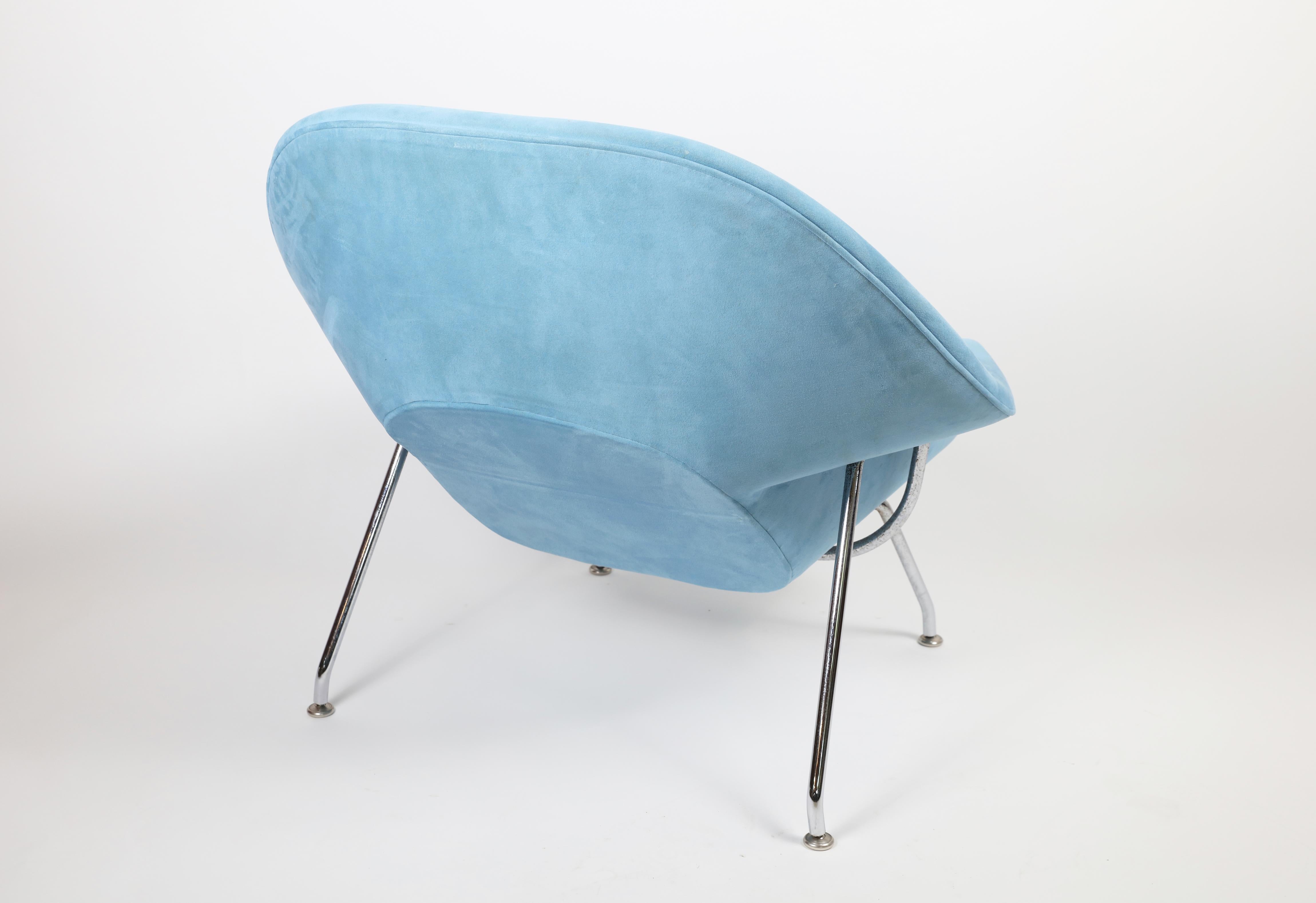 Knoll Blue Mini Womb Chair For Sale at 1stDibs used womb chair, small