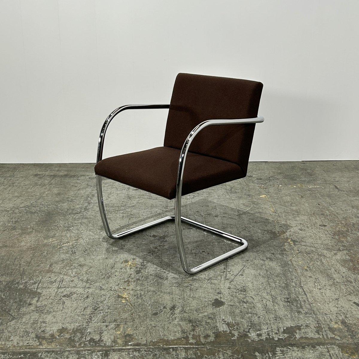 Silla tubular Knoll Brno Marrón de Ludwig Mies van der Rohe, set de dos piezas Moderno de mediados de siglo en venta