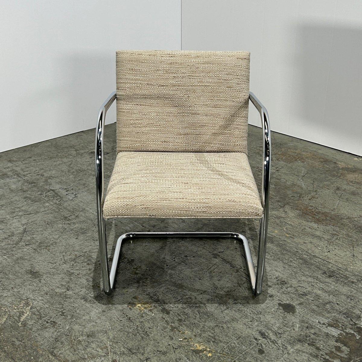Acciaio Sedia tubolare Knoll Brno Cream di Ludwig Mies van der Rohe, set di sei pezzi in vendita