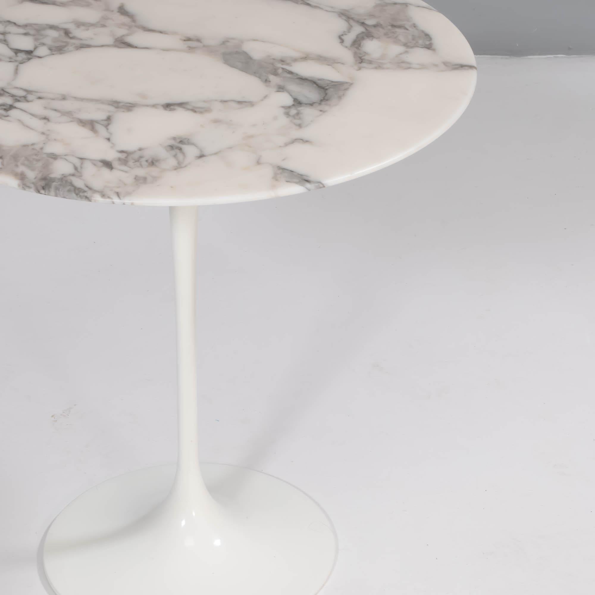 Italian Knoll by Eero Saarinen Marble Pedestal Side Table