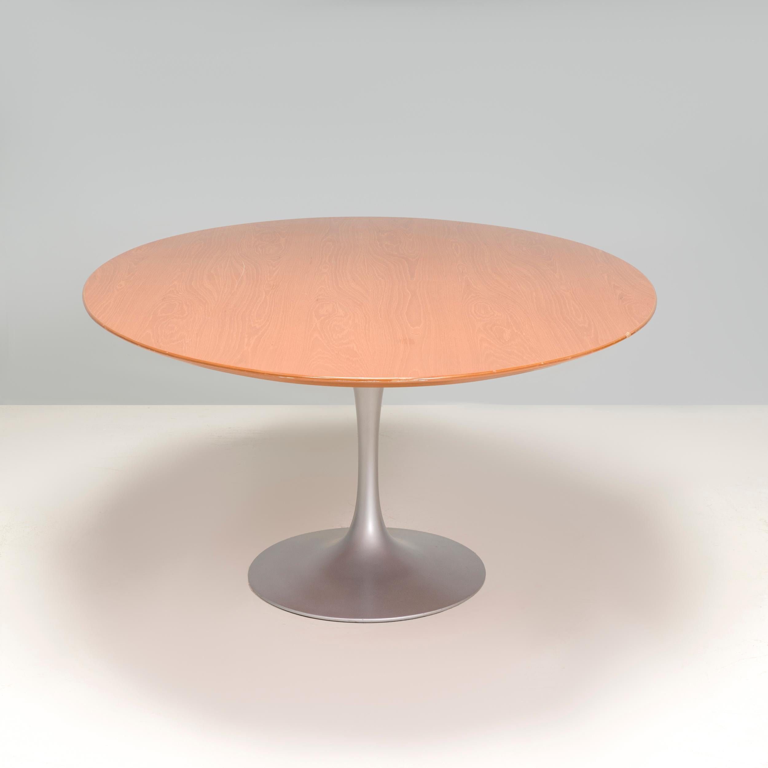 Knoll by Eero Saarinen Oak Wooden Oval Pedestal Dining Table In Good Condition In Basildon, London