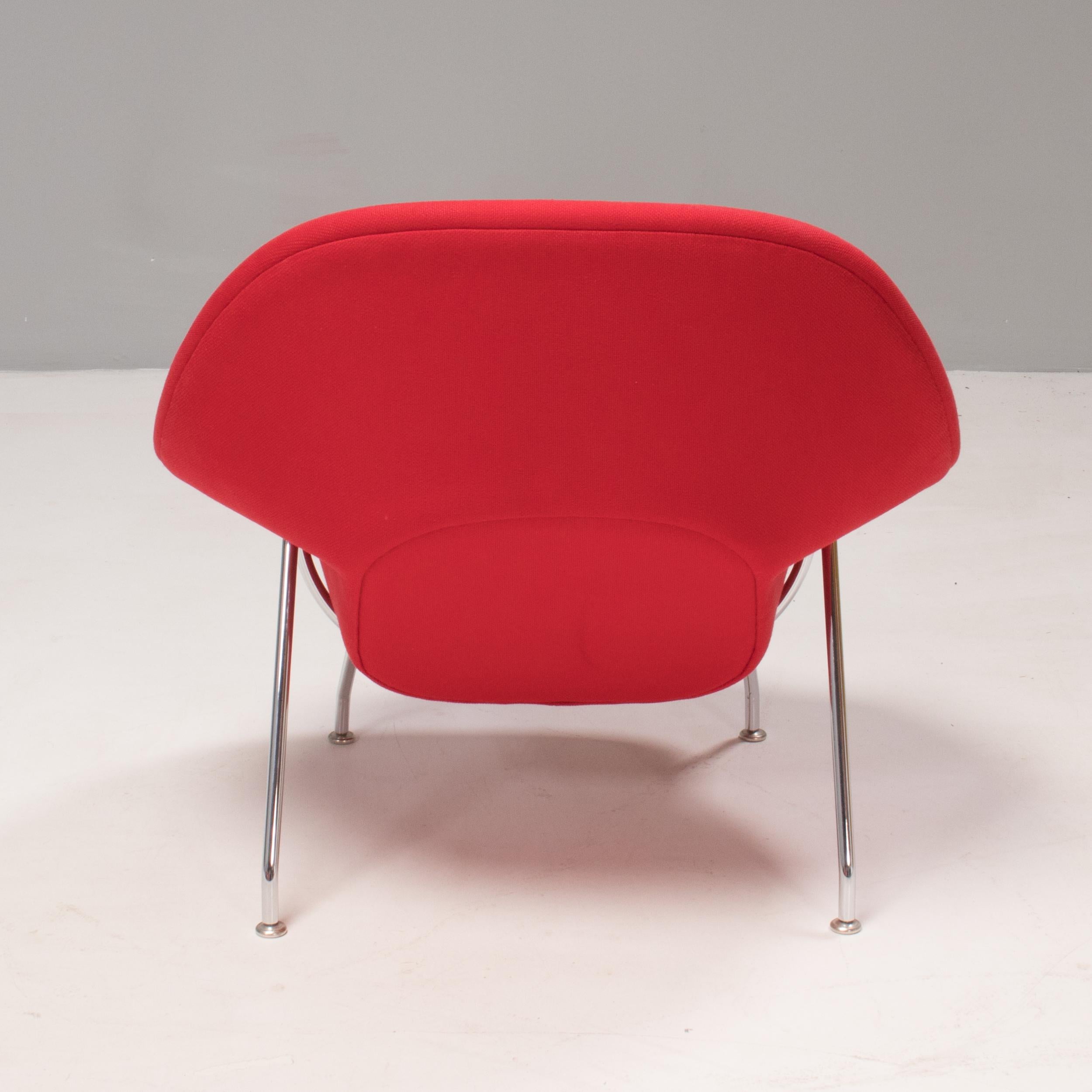 Contemporary Knoll by Eero Saarinen Womb Medium Red Armchair
