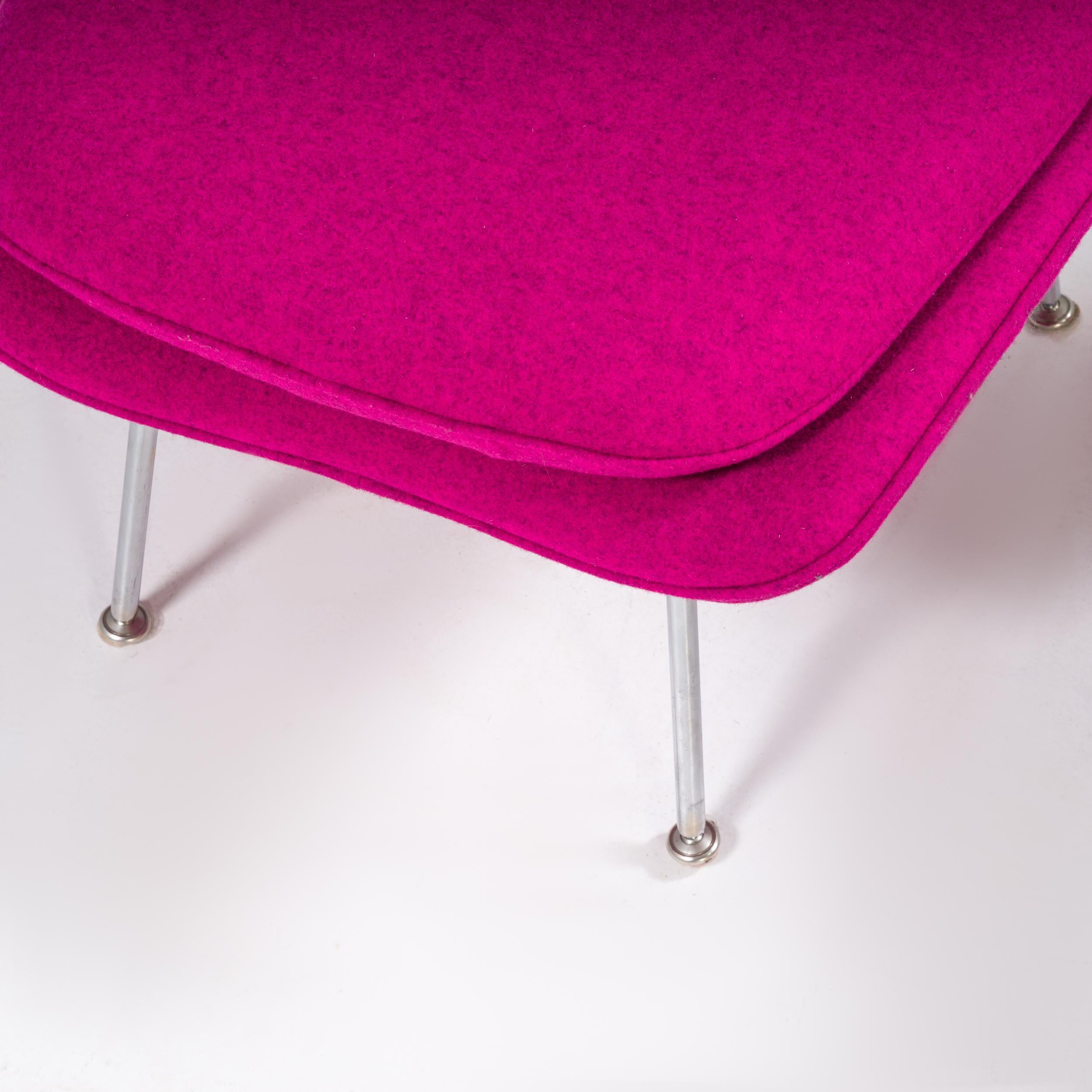 Knoll by Eero Saarinen Womb Purple Armchair and Footstool 1