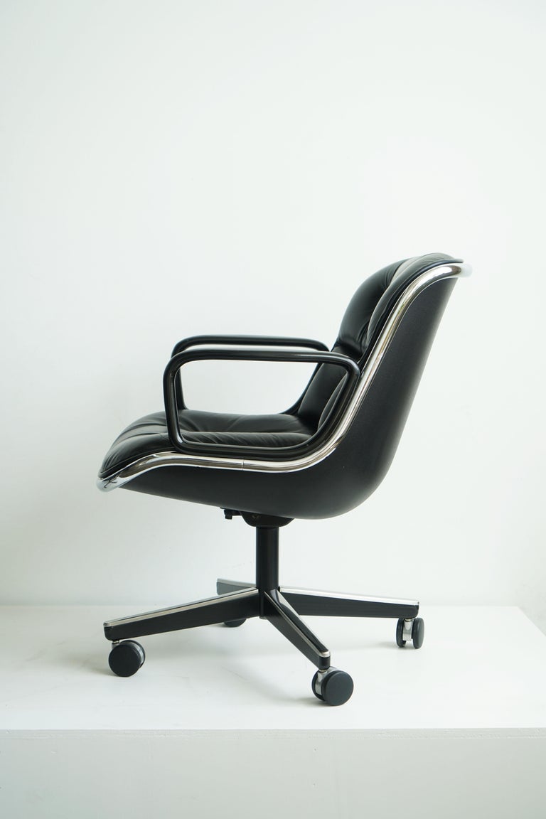Knoll Charles Pollock Executive Desk Chairs in black leather For Sale