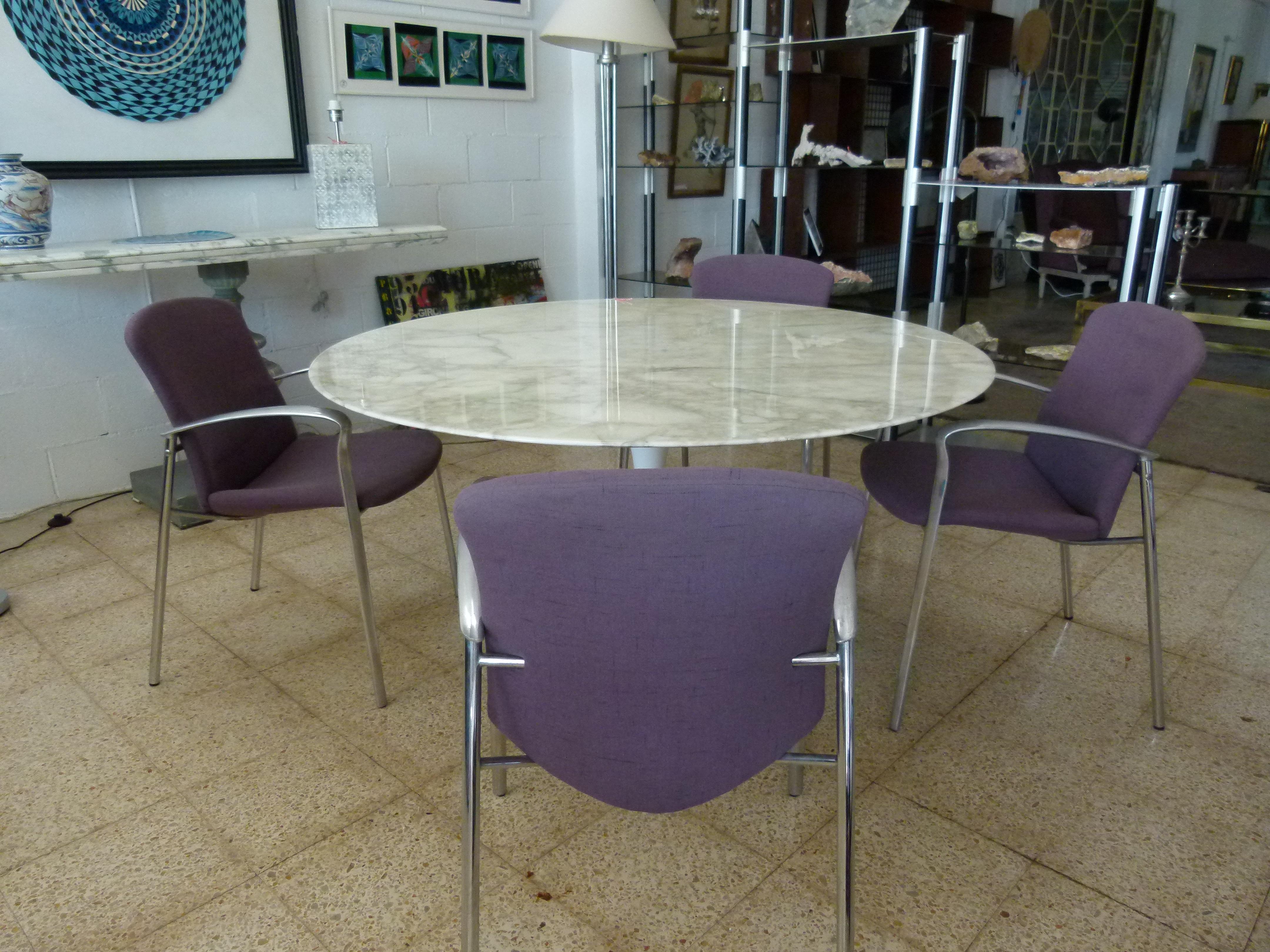 Knoll Dining Table, Round 1