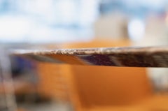 KNOLL éditions & PLATNER, round table Ø 180 cm Ruby Red marble