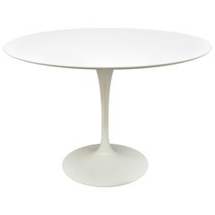 Knoll Eero Saarinen Round White Laminate Top Dining Table Made in Italy