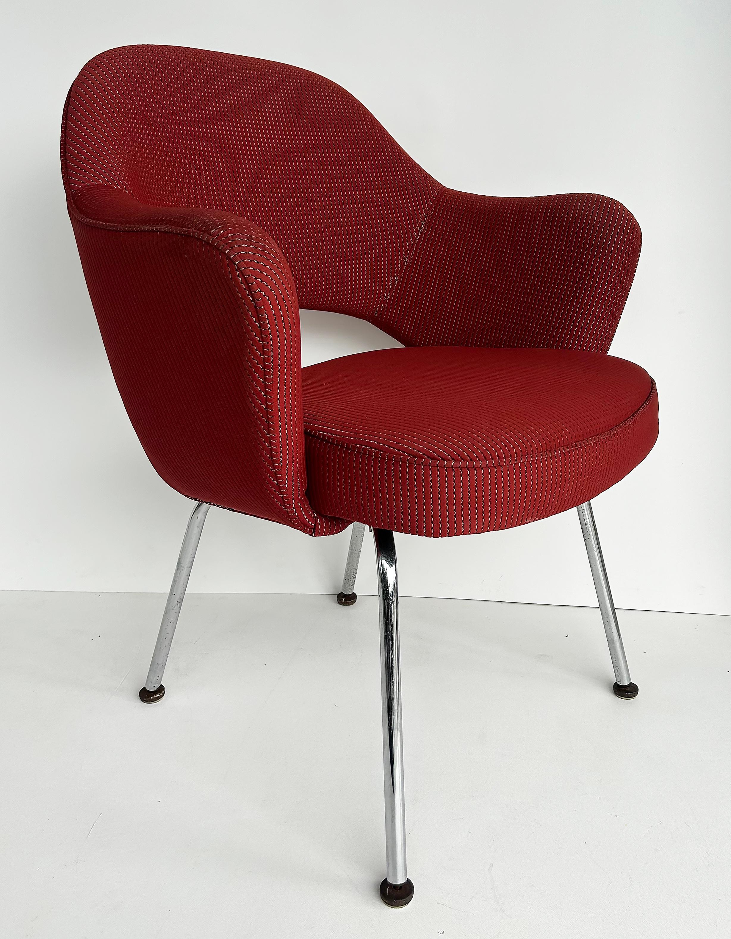 Knoll Eero Saarinen Executive Armchair #71 From Seagram Bldg., N.Y.C., Set of 4 In Good Condition For Sale In Miami, FL