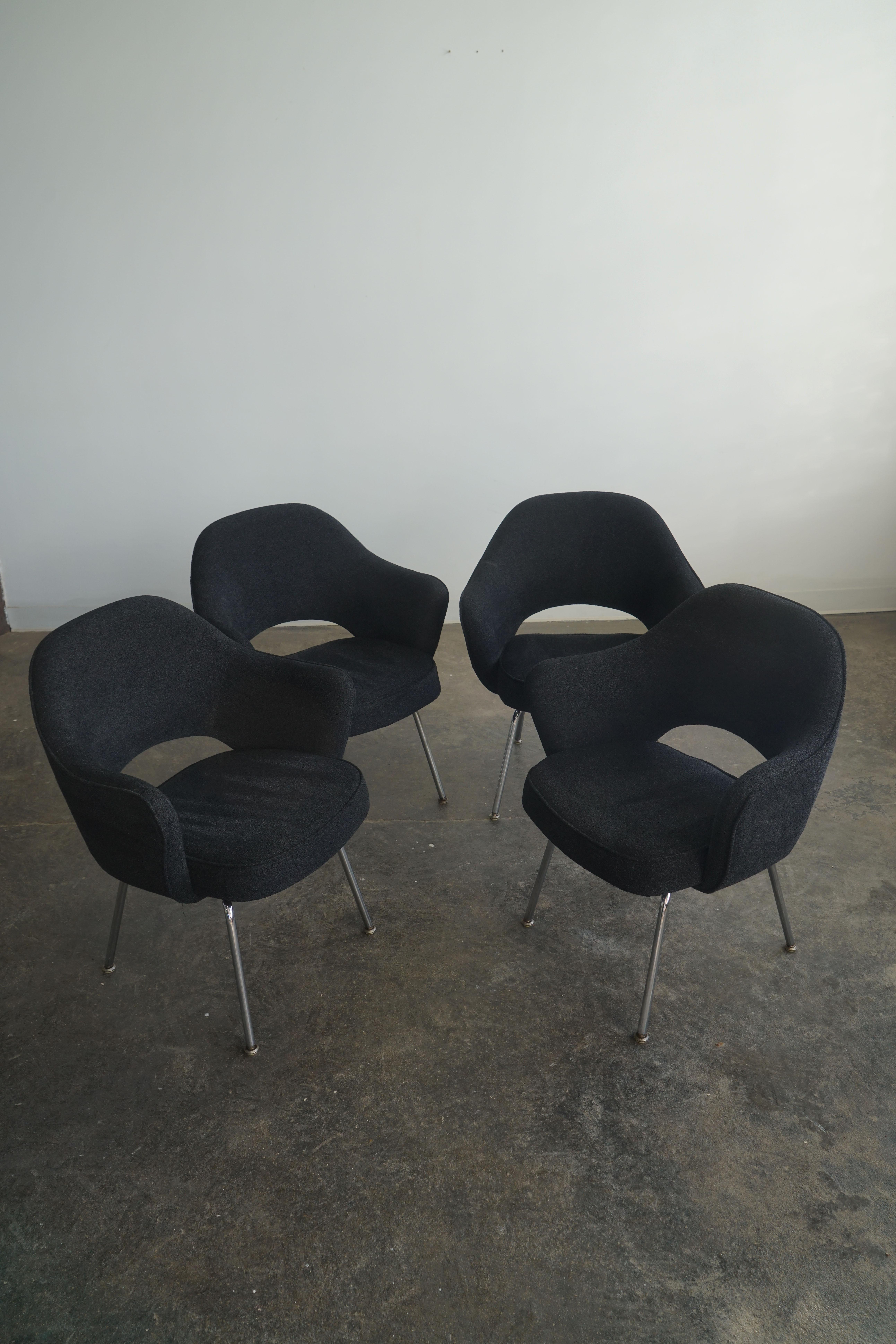 Knoll Eero Saarinen Executive Chair, Armchair black upholstery For Sale 5