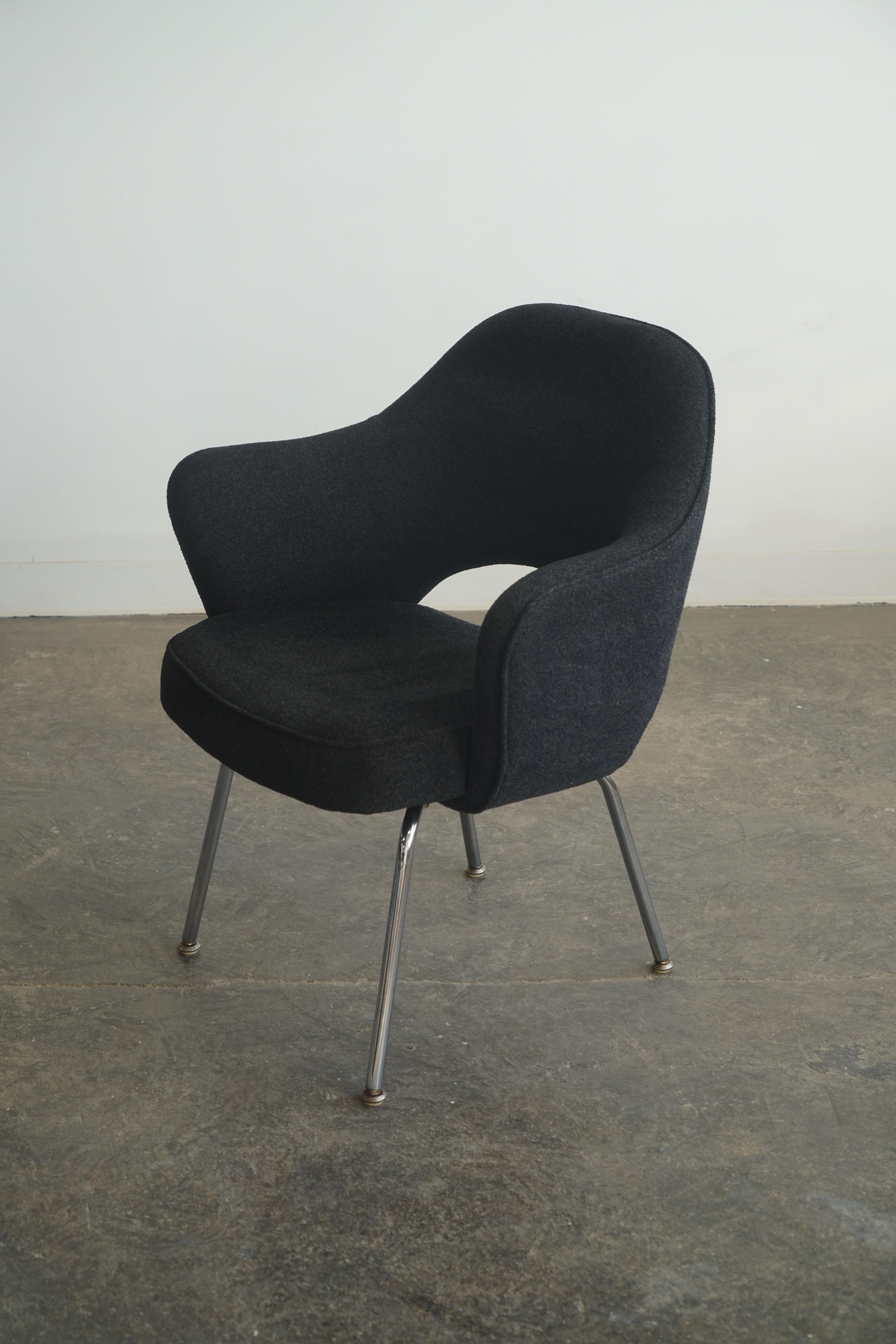 This for (1) Saarinen Executive Chair, armchair version.
Knoll, Circa 1985.
Black upholstery, chrome legs.

Priced individually. (4) available. 

Originally designed in 1946, these have been one of Knoll's most popular designs.

Condition:
Overall