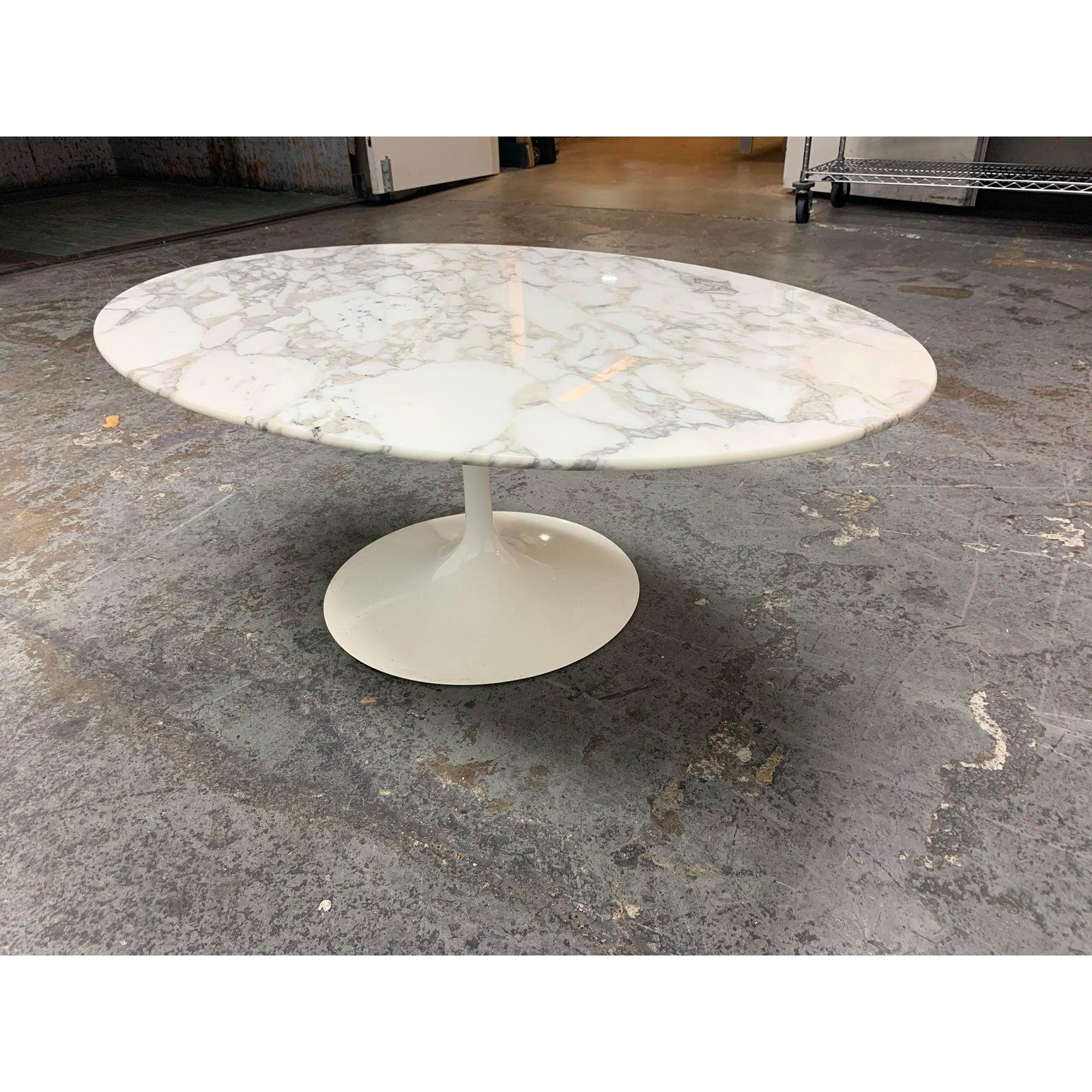 Metal Knoll Eero Saarinen Marble Low Oval Coffee Table For Sale