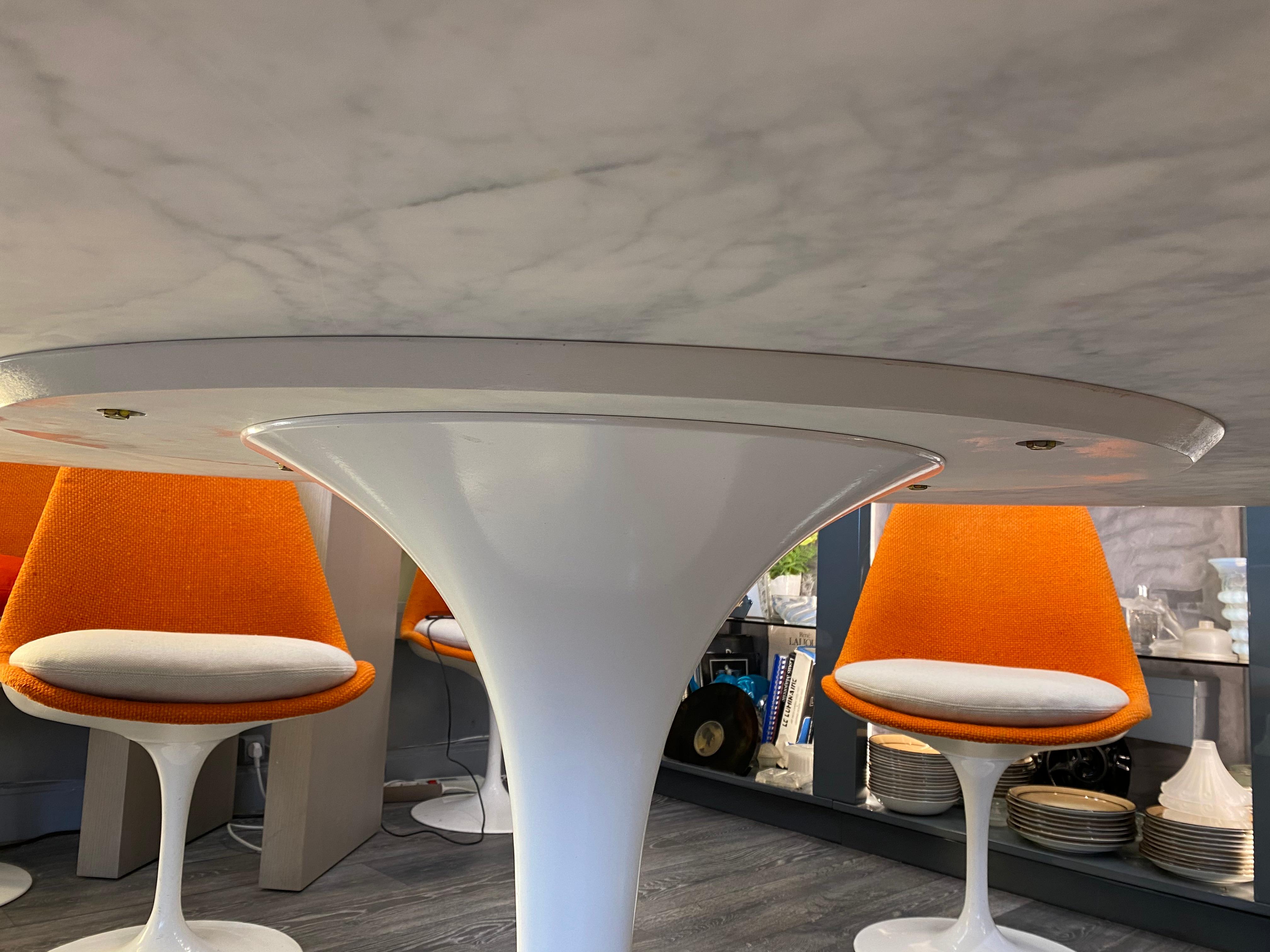Knoll & Eero Saarinen Oval Marble Dining Table 2
