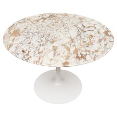 Knoll Eero Saarinen Round Tulip Table with Stunning Arabescato Marble Top