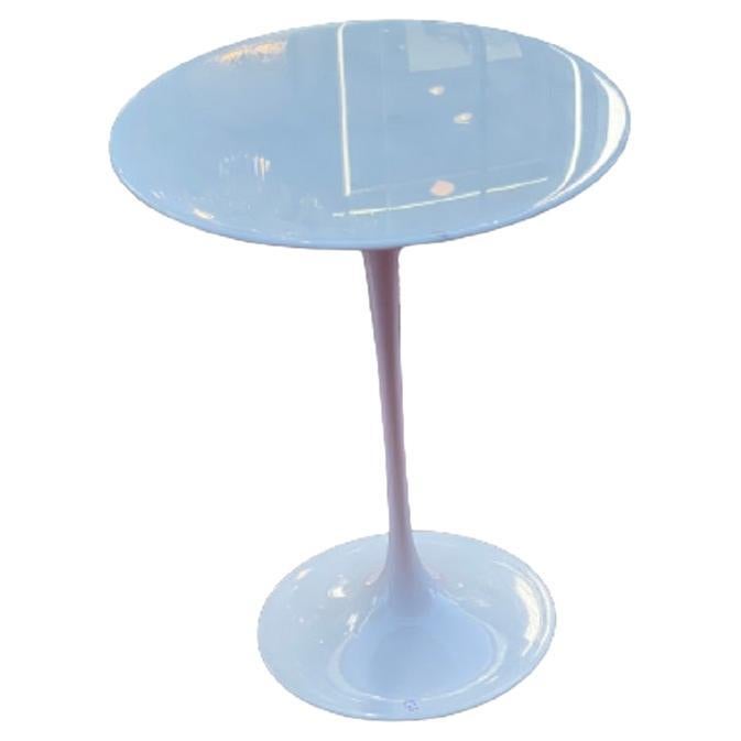 Knoll & Eero Saarinen, Saarinen Tulip Side Table For Sale
