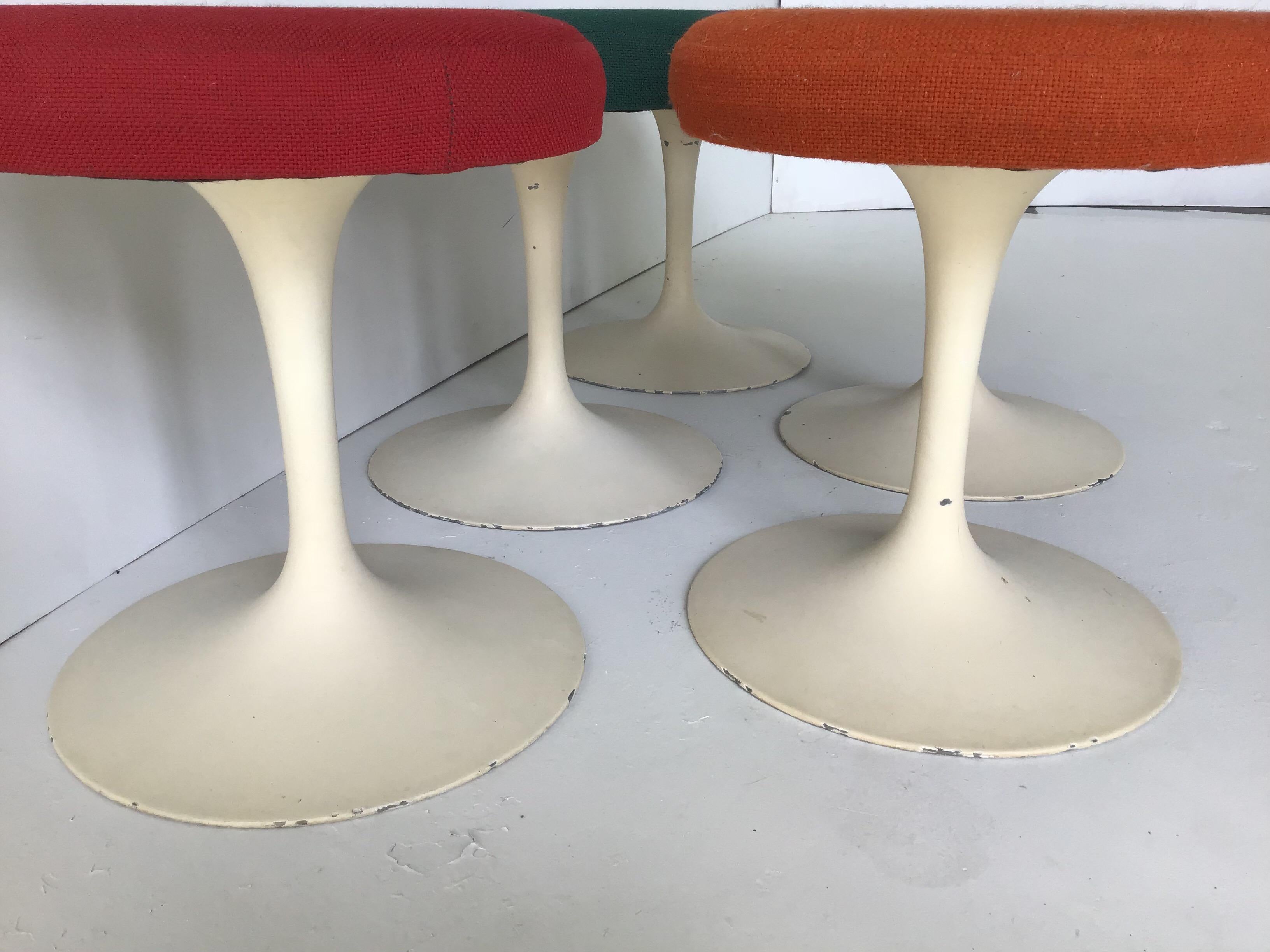 Aluminum Knoll Eero Saarinen Tulip Stool Set For Sale