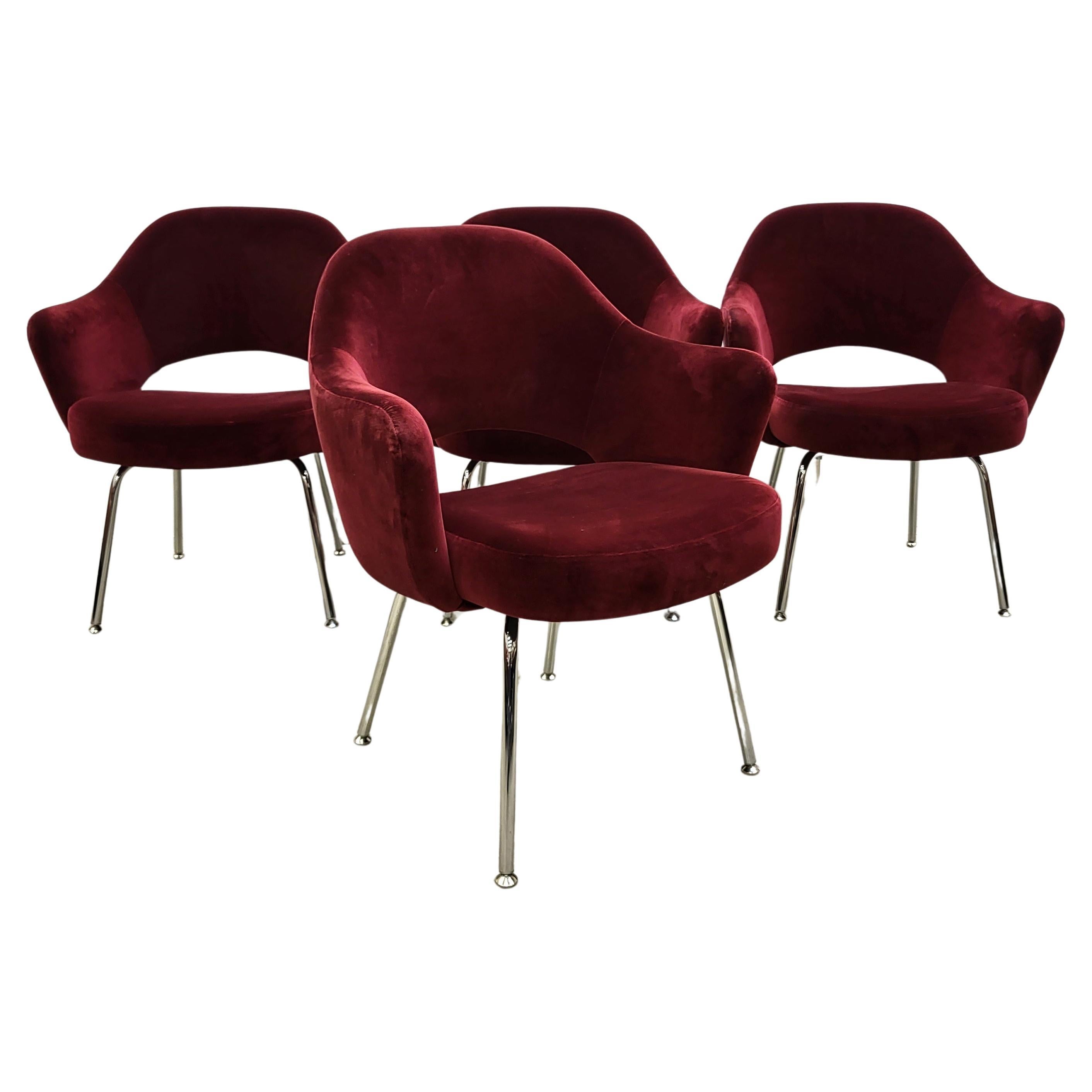 Knoll Executive Chair by Eero Saarinen Bayberry Velvet Set of 4, 2010