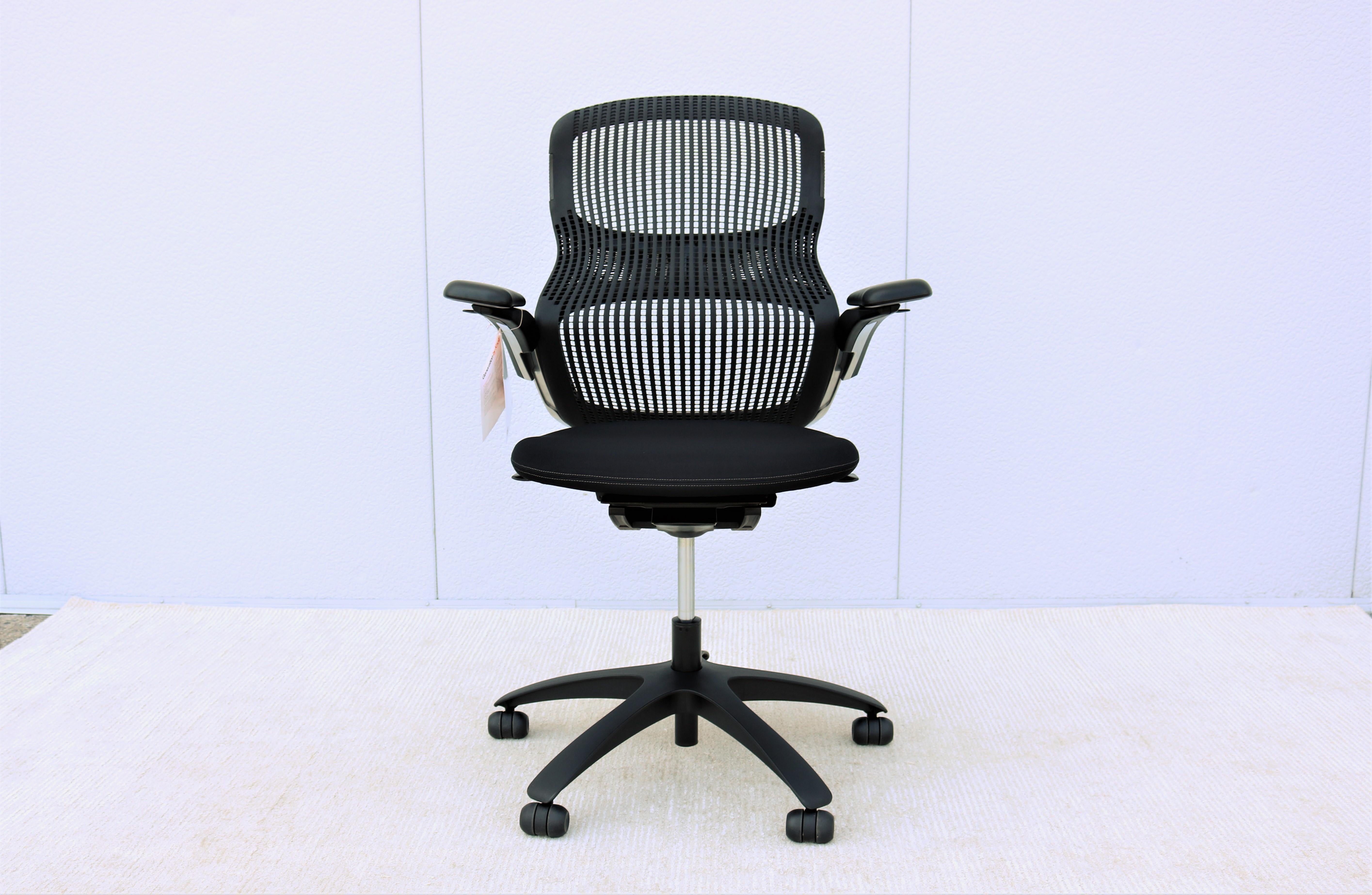 XXIe siècle et contemporain Chaise de bureau ergonomique noire de la génération Knoll entièrement réglable, neuve en vente