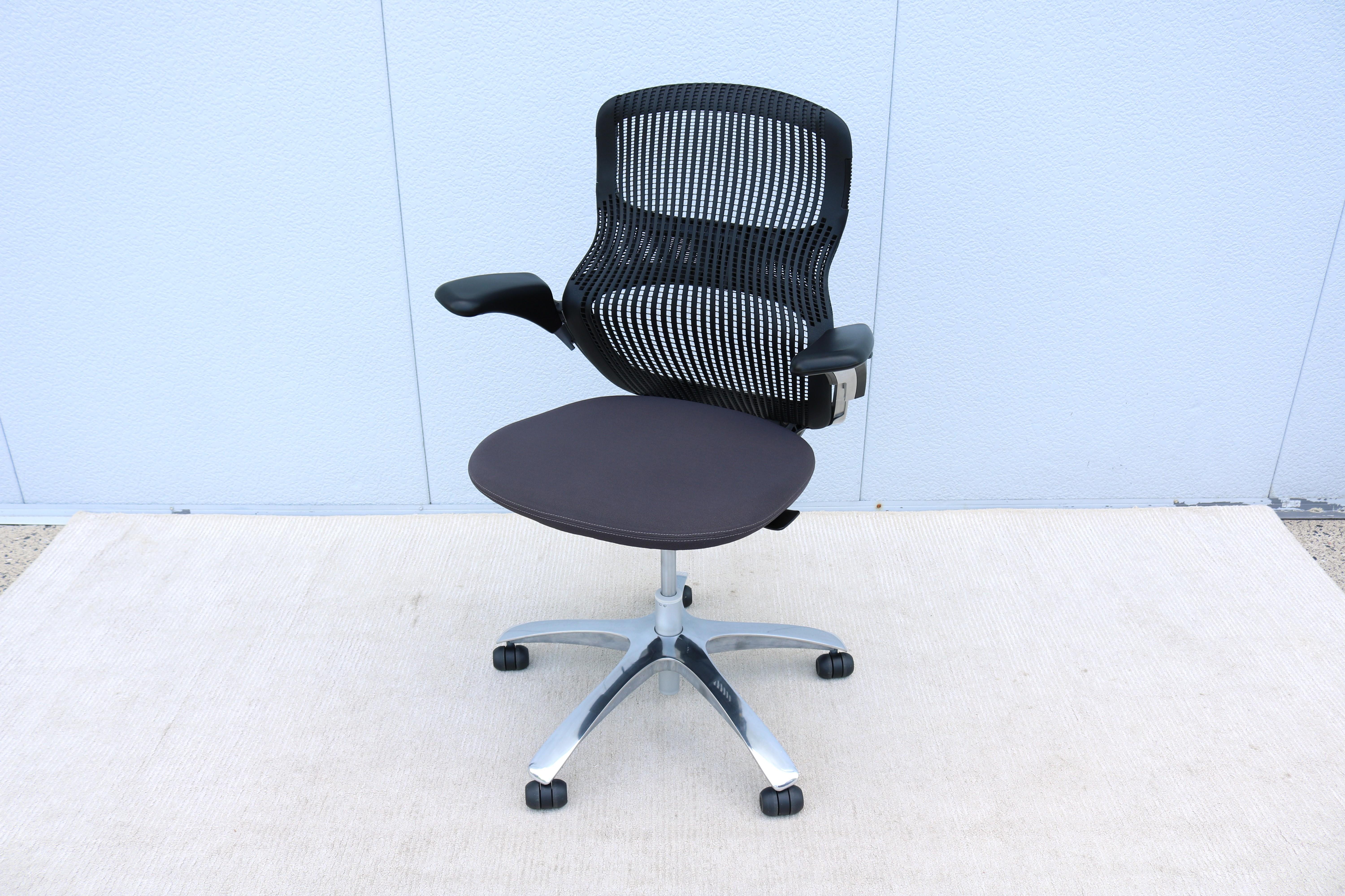 American Knoll Generation Ergonomic Office Desk Chair in Gray and Black, Fully Adjustable For Sale