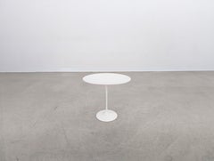 Knoll Intenational Couchtisch Eero Saarinen coffee table tulip