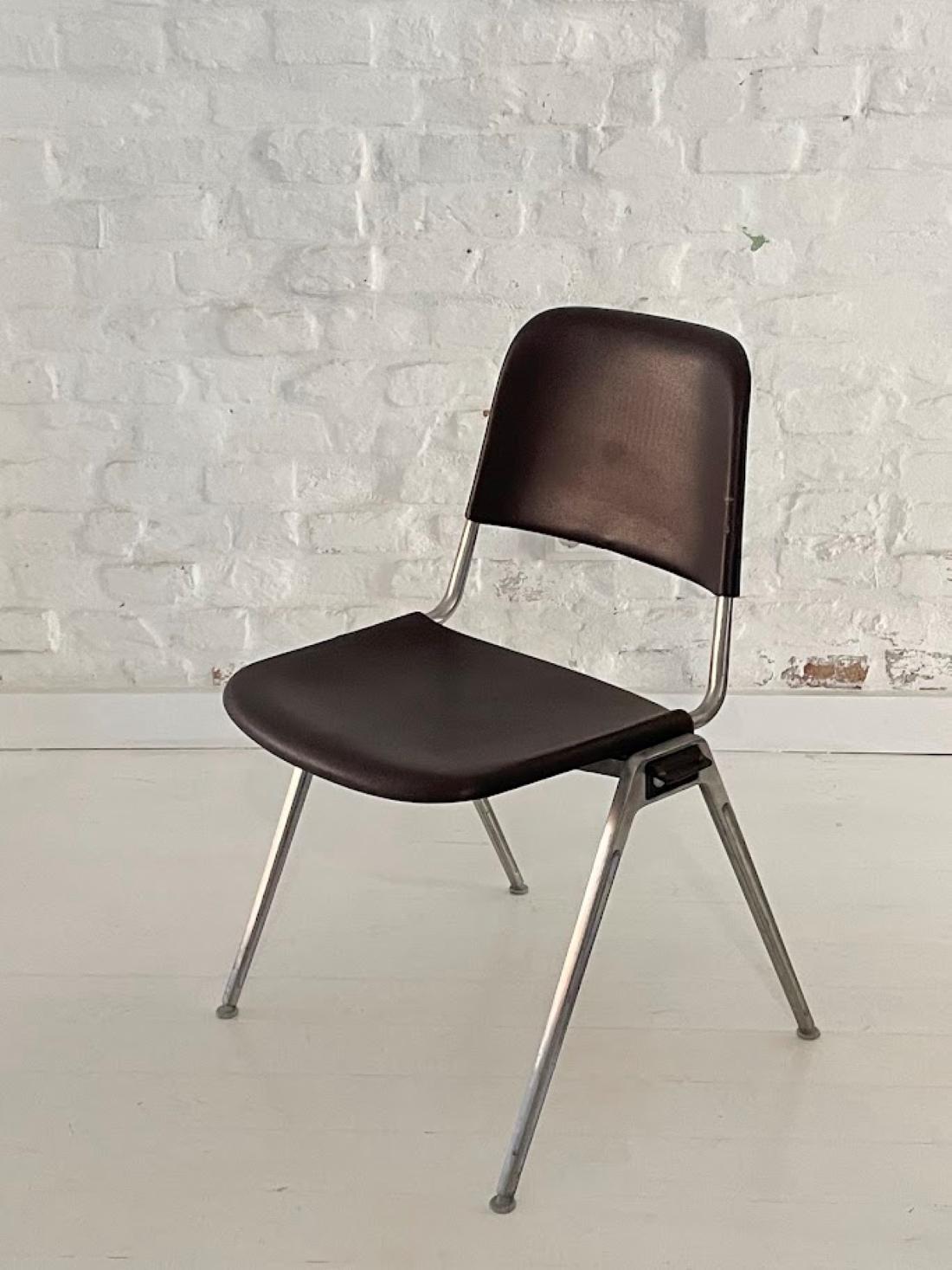 Européen Chaises empilables Knoll International 1601 modèle Don Albinson 1970 en vente