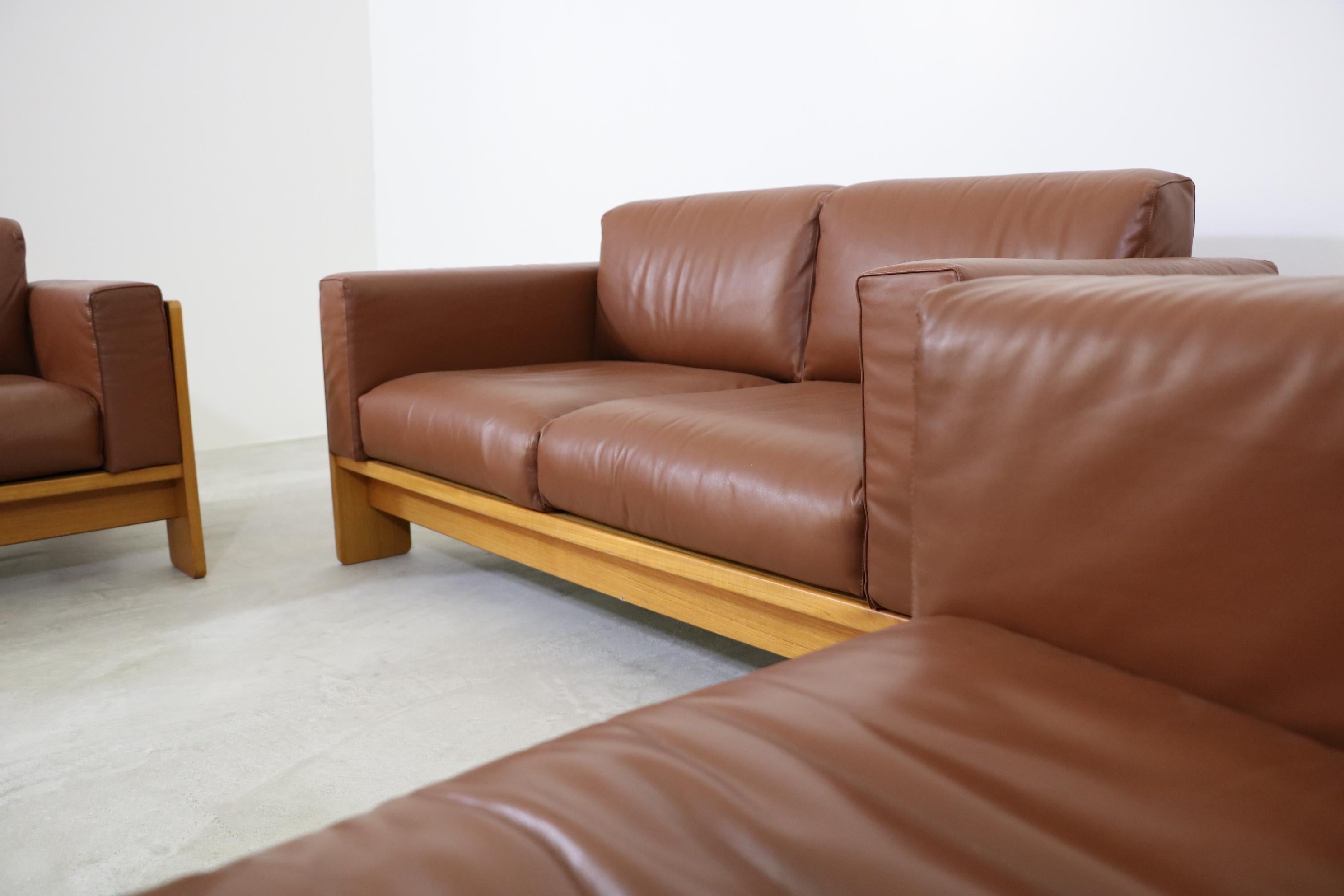 Knoll International 2-Seater Sofa Model 'Bastiano' Tobia Scarpa Leather Cognac In Good Condition For Sale In Köln, NRW