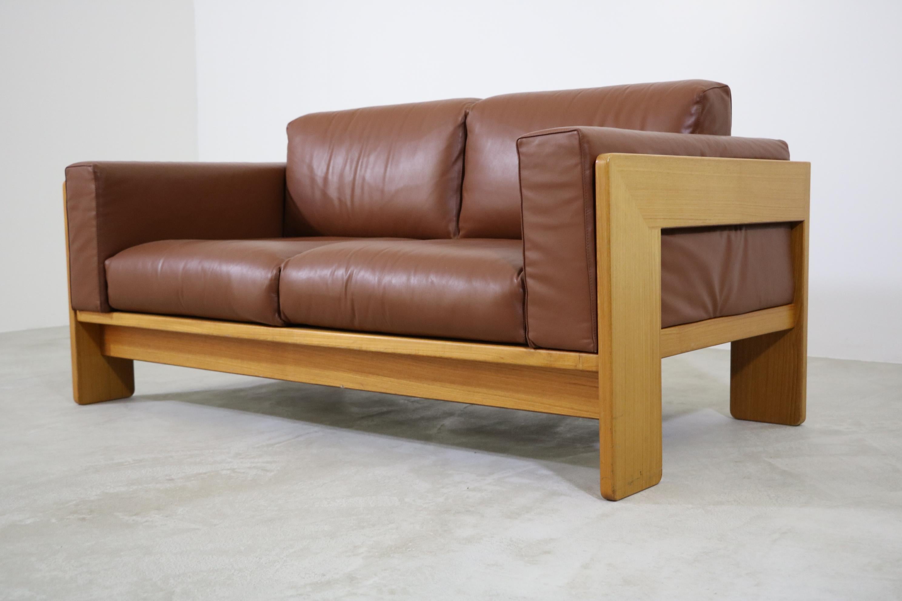 Knoll International 2-Seater Sofa Model 'Bastiano' Tobia Scarpa Leather Cognac For Sale 1