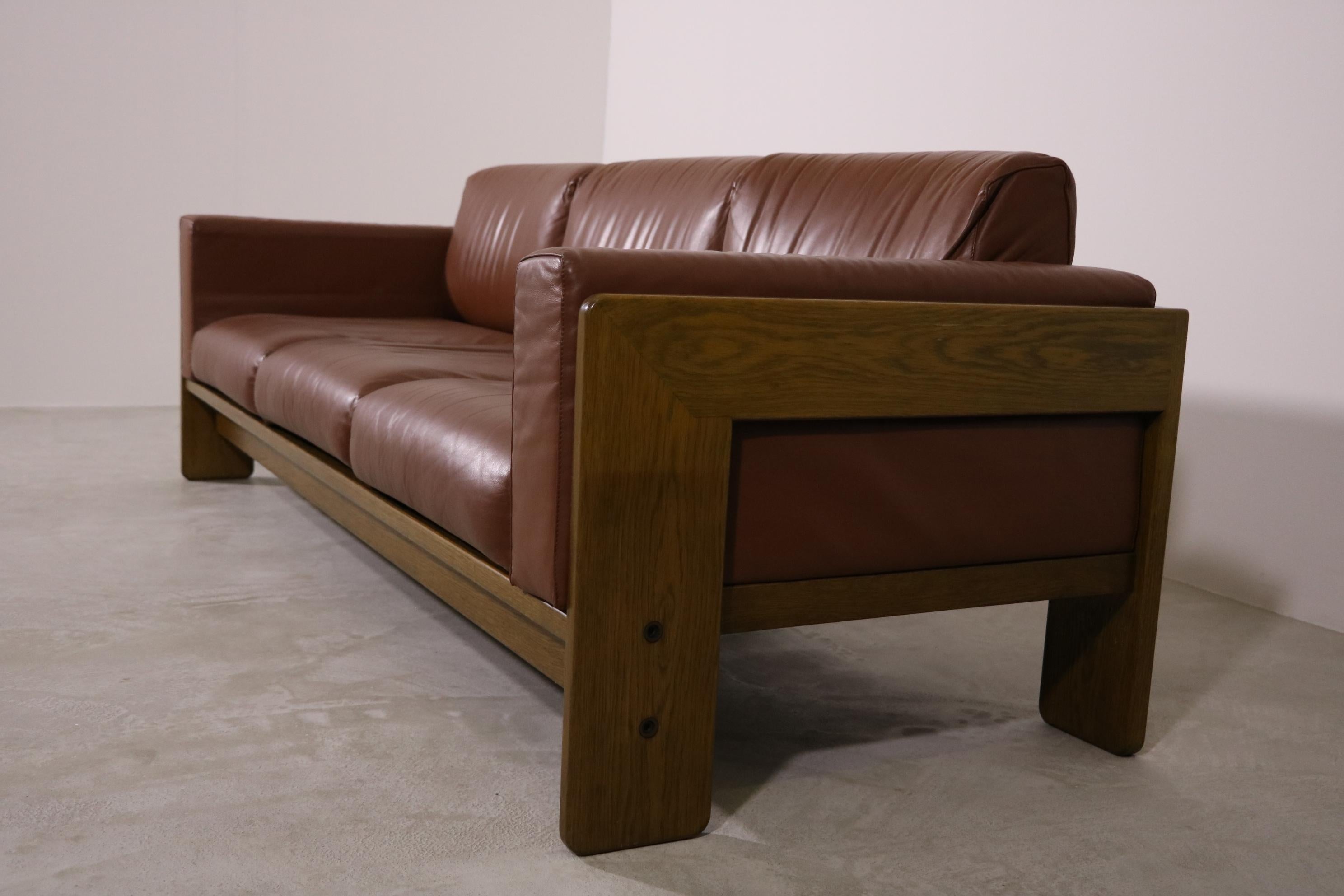 International 3-Sitzer-Sofa Modell 'Bastiano' Tobia Scarpa aus Leder in Cognac im Angebot 1