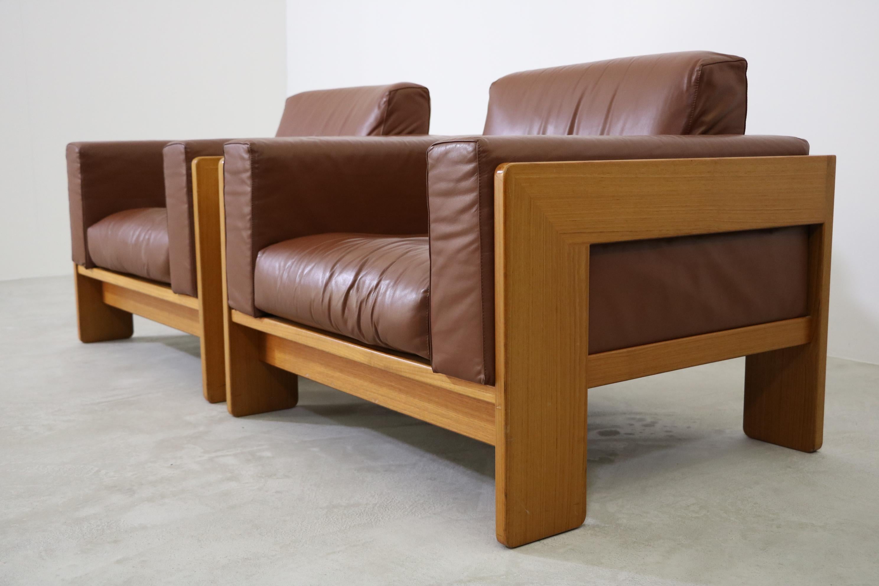Knoll International armchairs model 'Bastiano' Tobia Scarpa leather cognac 2
