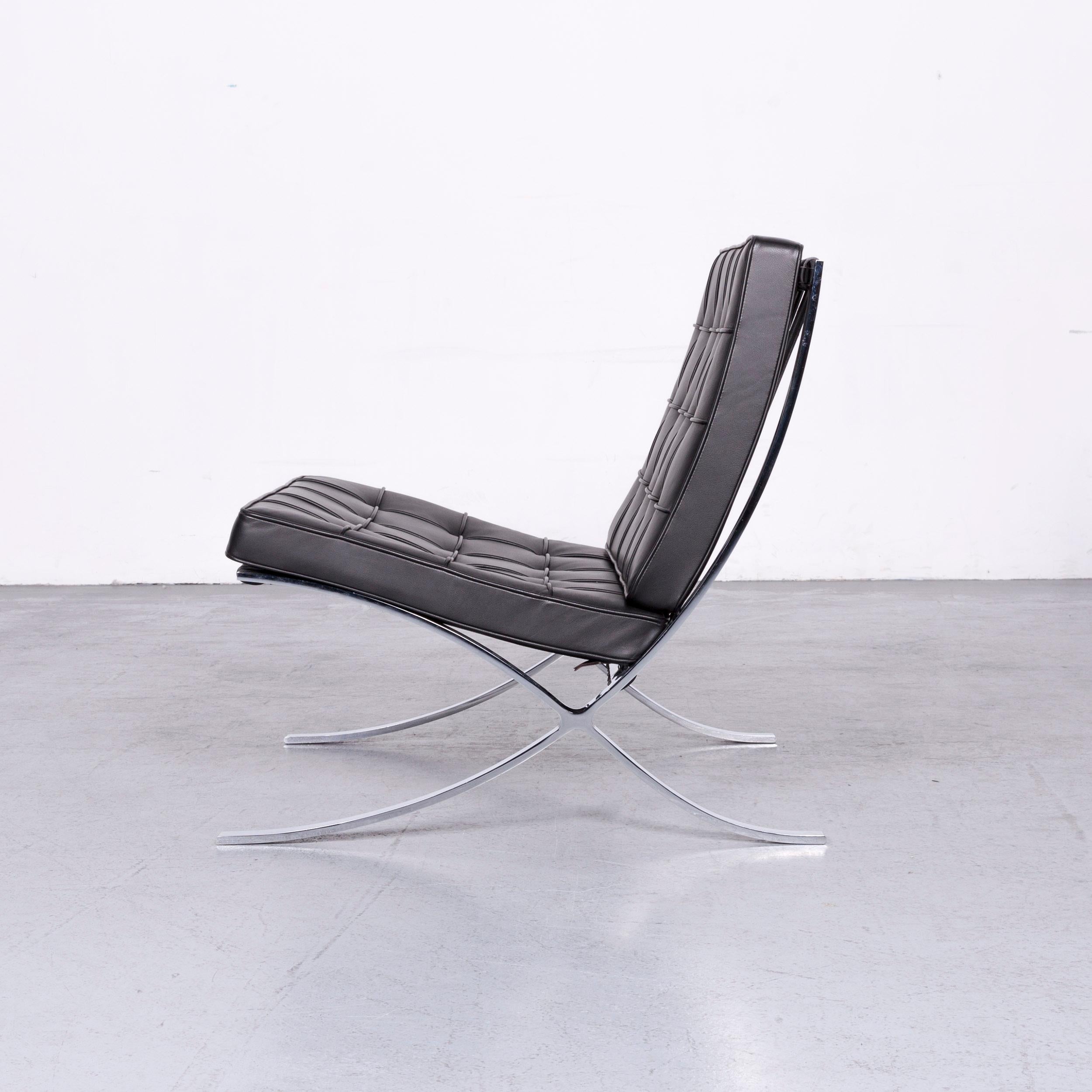 Knoll International Barcelona Chair Black Leather Ludwig Mies van der Rohe For Sale 3