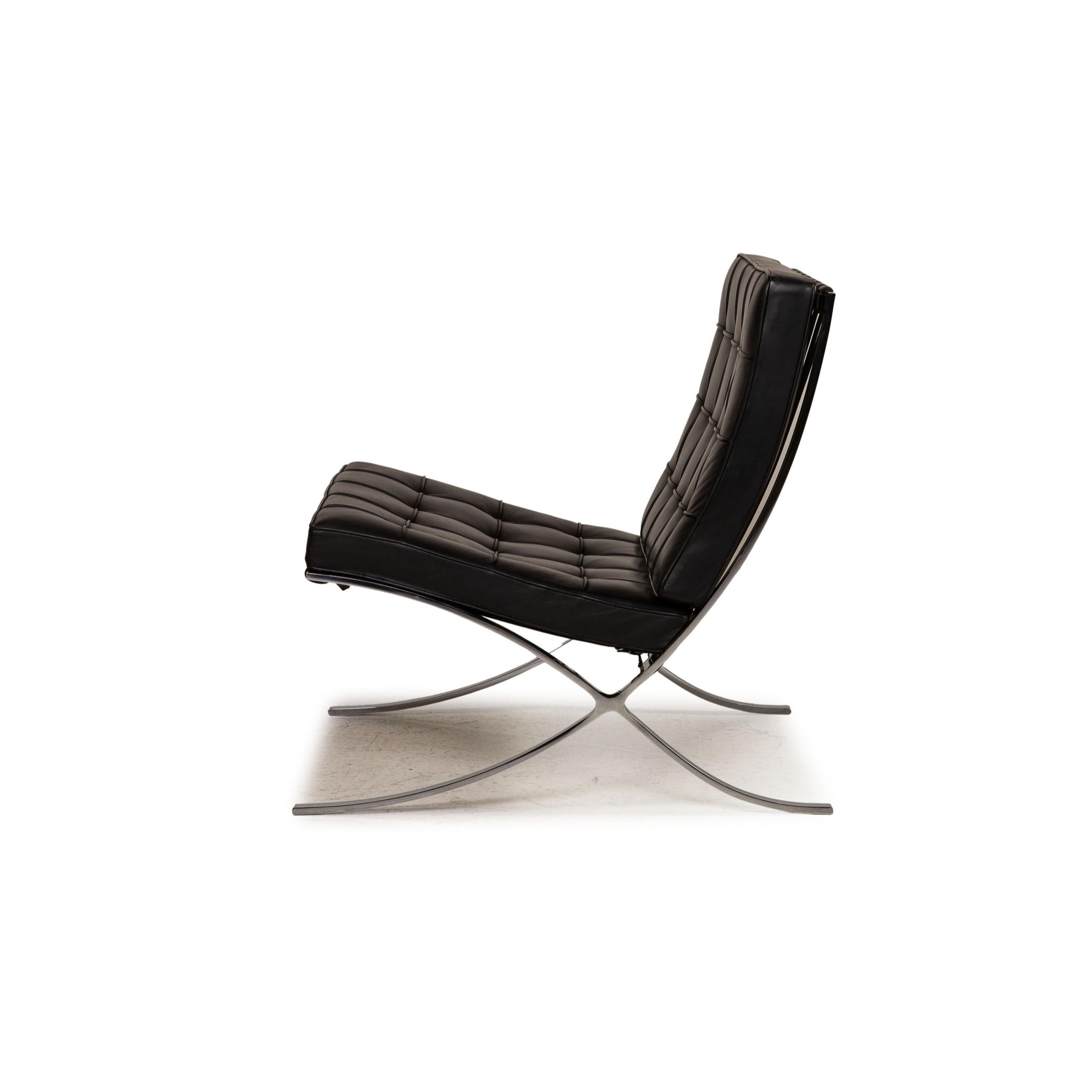 Knoll International Barcelona Chair Leather Armchair Black by Ludwig Mies van For Sale 3