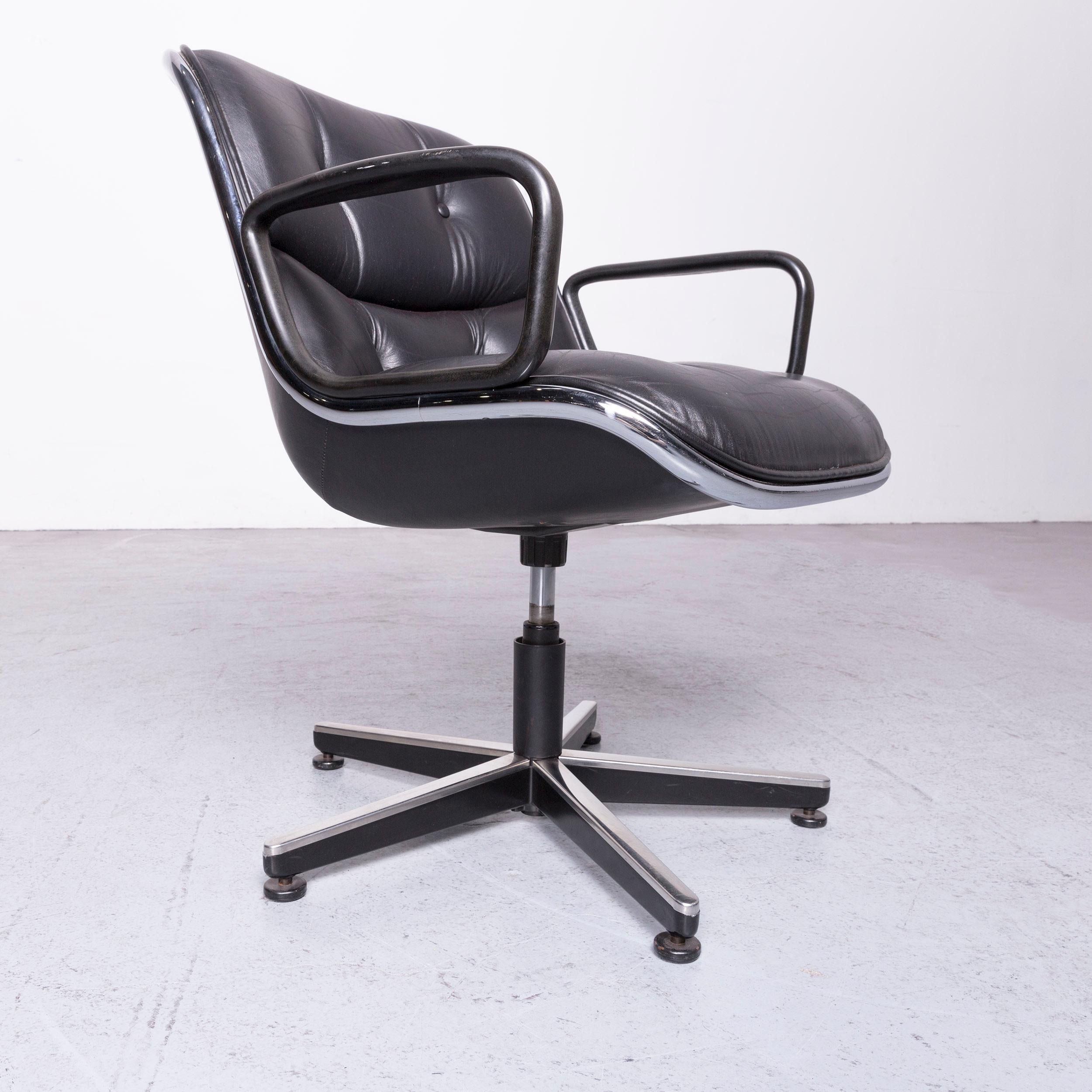Knoll International Executive Chai Leather Armchair Black Chair In Excellent Condition For Sale In Cologne, DE