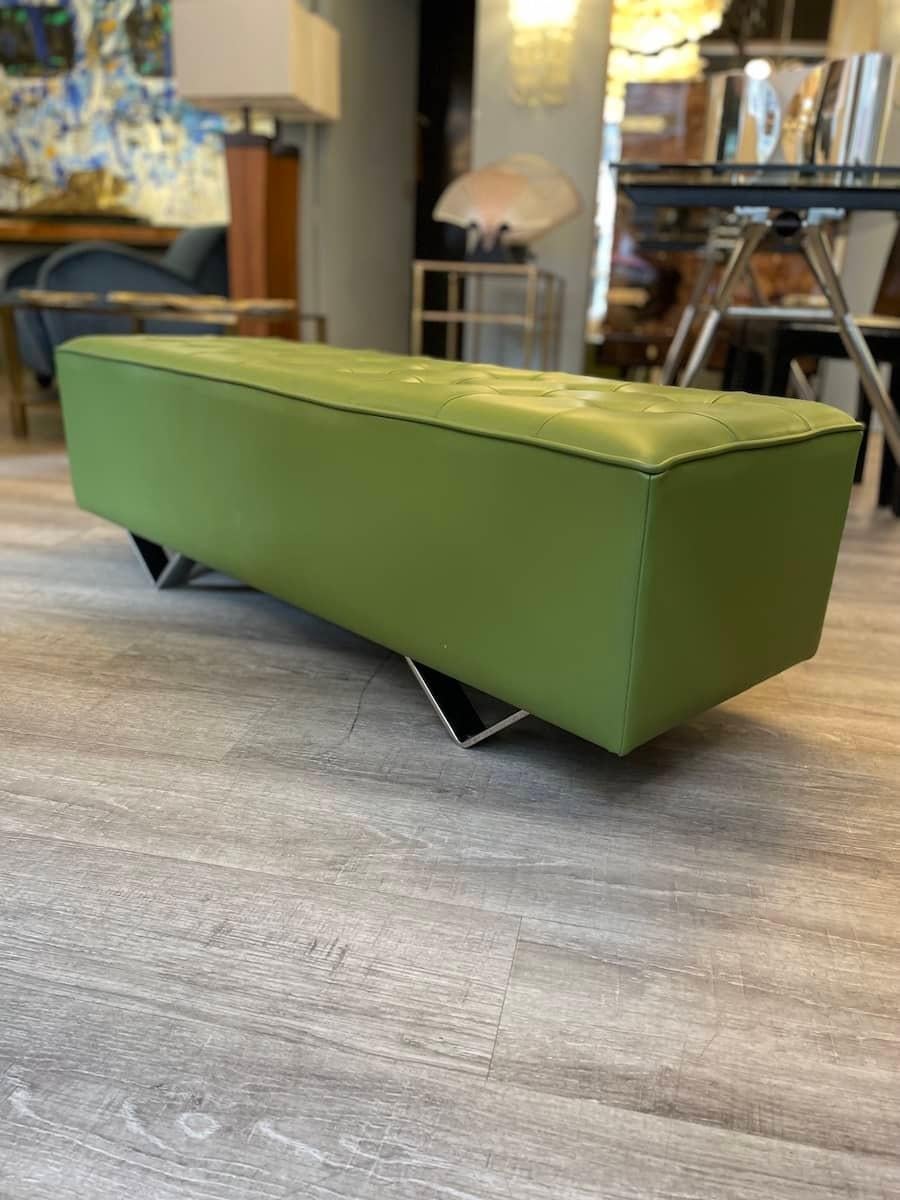 Knoll International Green Capitonné Leder Stahlfüße Bänke  (Moderne) im Angebot