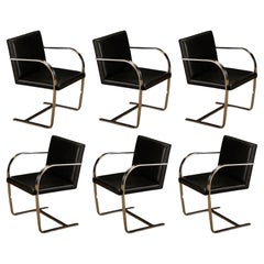 Sedie 'Brno' in pelle di Mies van der Rohe di Knoll International, 1975, firmate