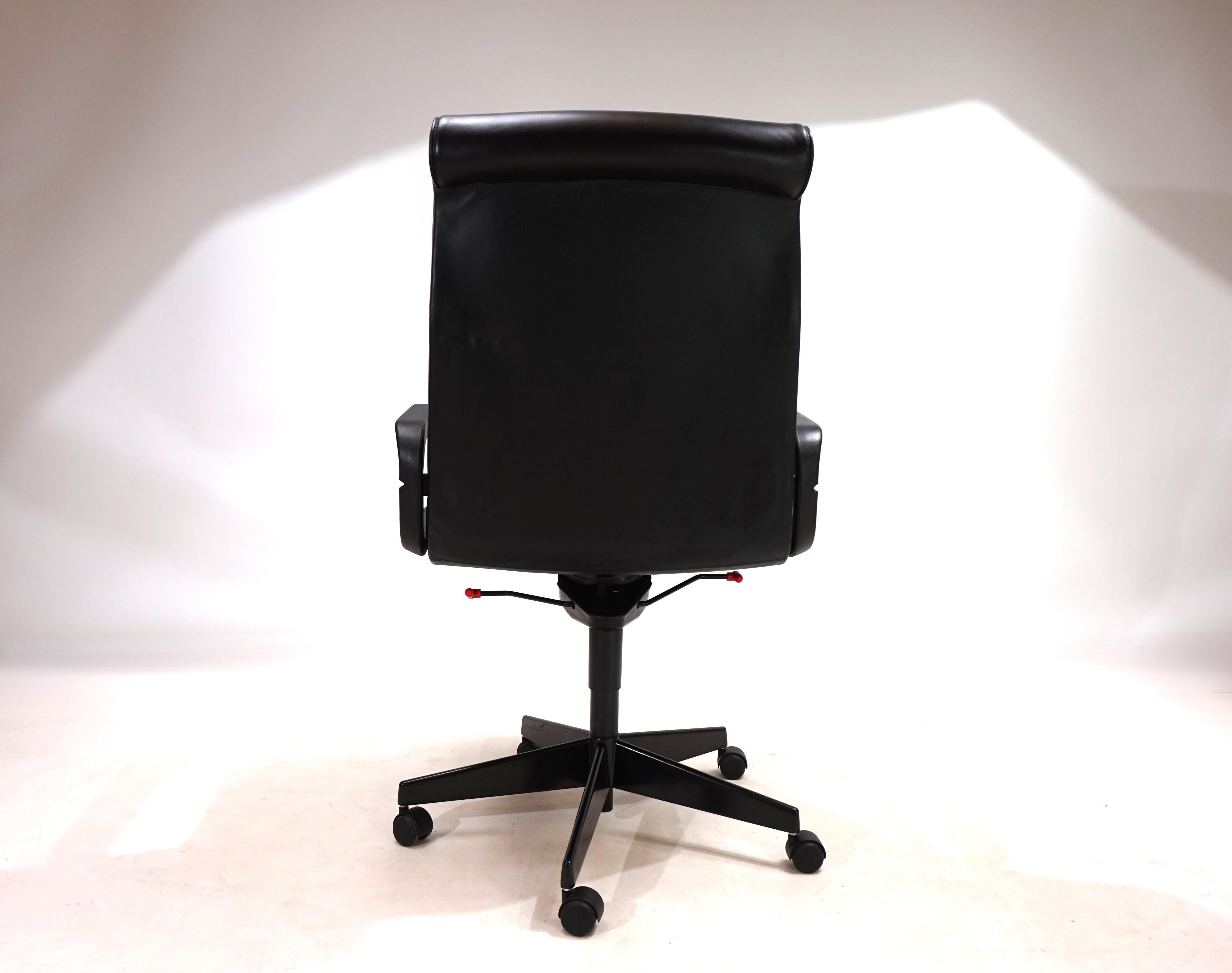 Knoll International office chair by Richard Sapper, 1980 2