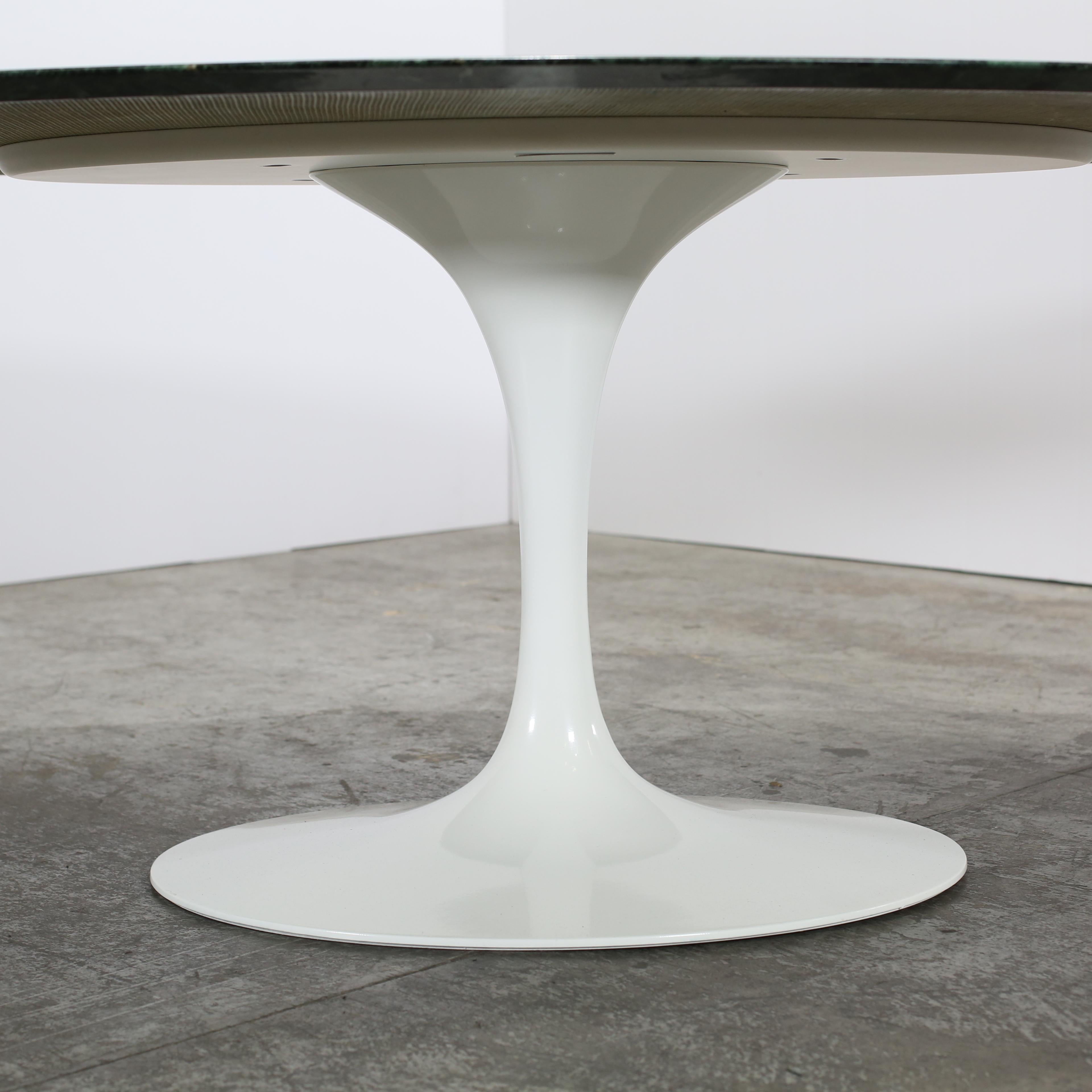 American Knoll International Oval Dining Table by Eero Saarinen For Sale