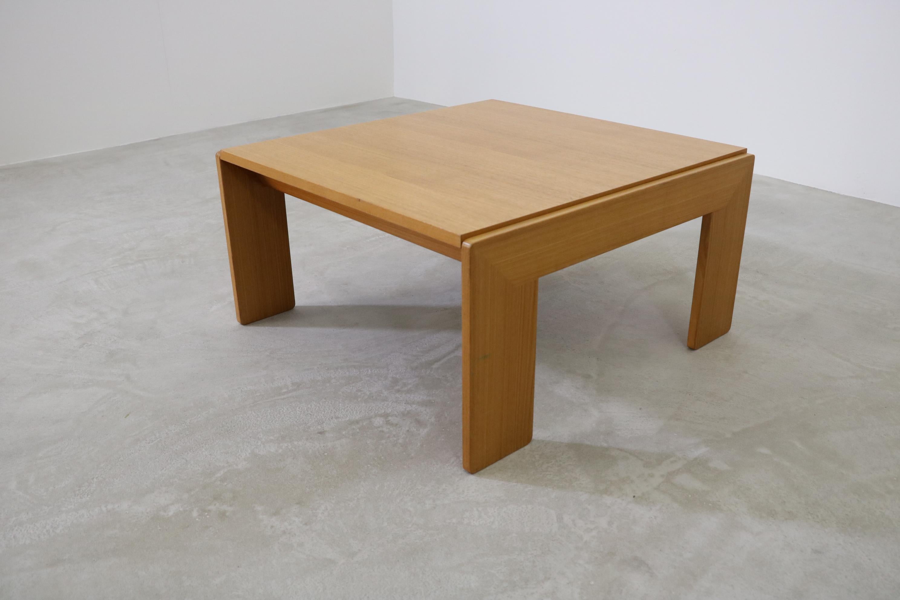 Knoll International table model 'Bastiano' Tobia Scarpa teak wood For Sale 1