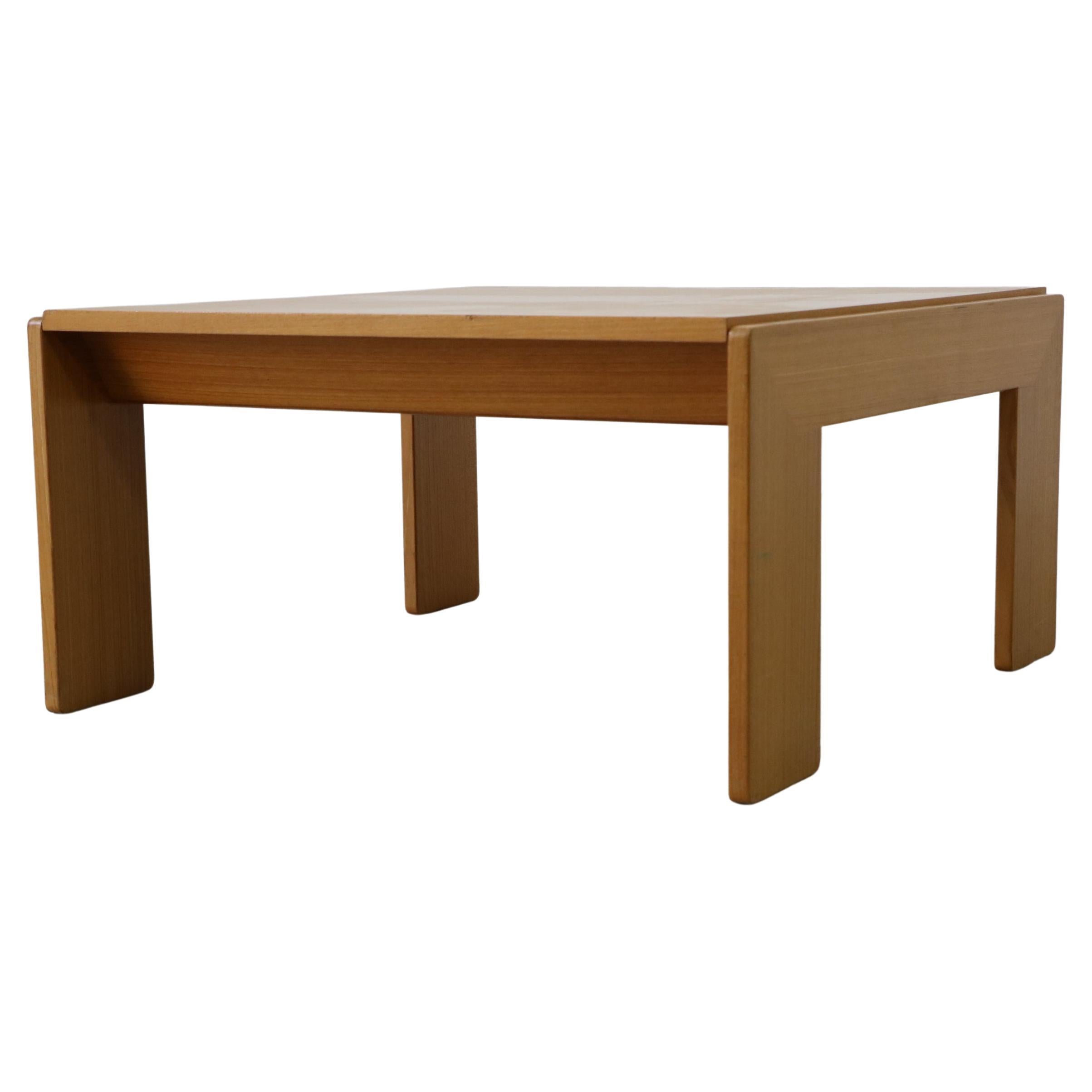 Knoll International table model 'Bastiano' Tobia Scarpa teak wood For Sale