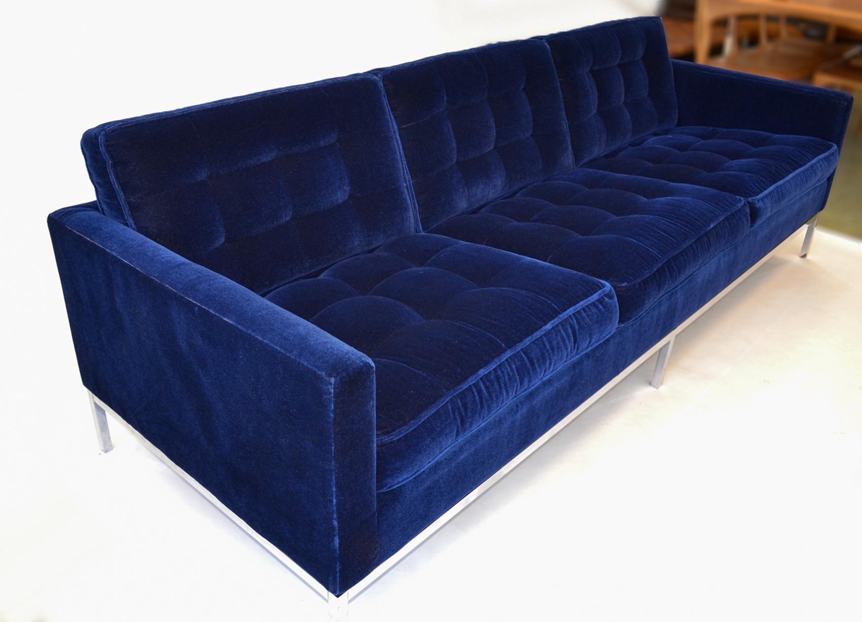 Mid-Century Modern Knoll Three Seat Sofa in Original Dark Blue Mohair, 1970s