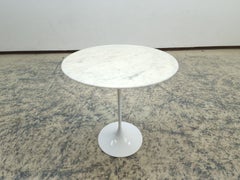 Knoll International Tulip Tisch Marmor Saarinen Beistelltisch Designertisch