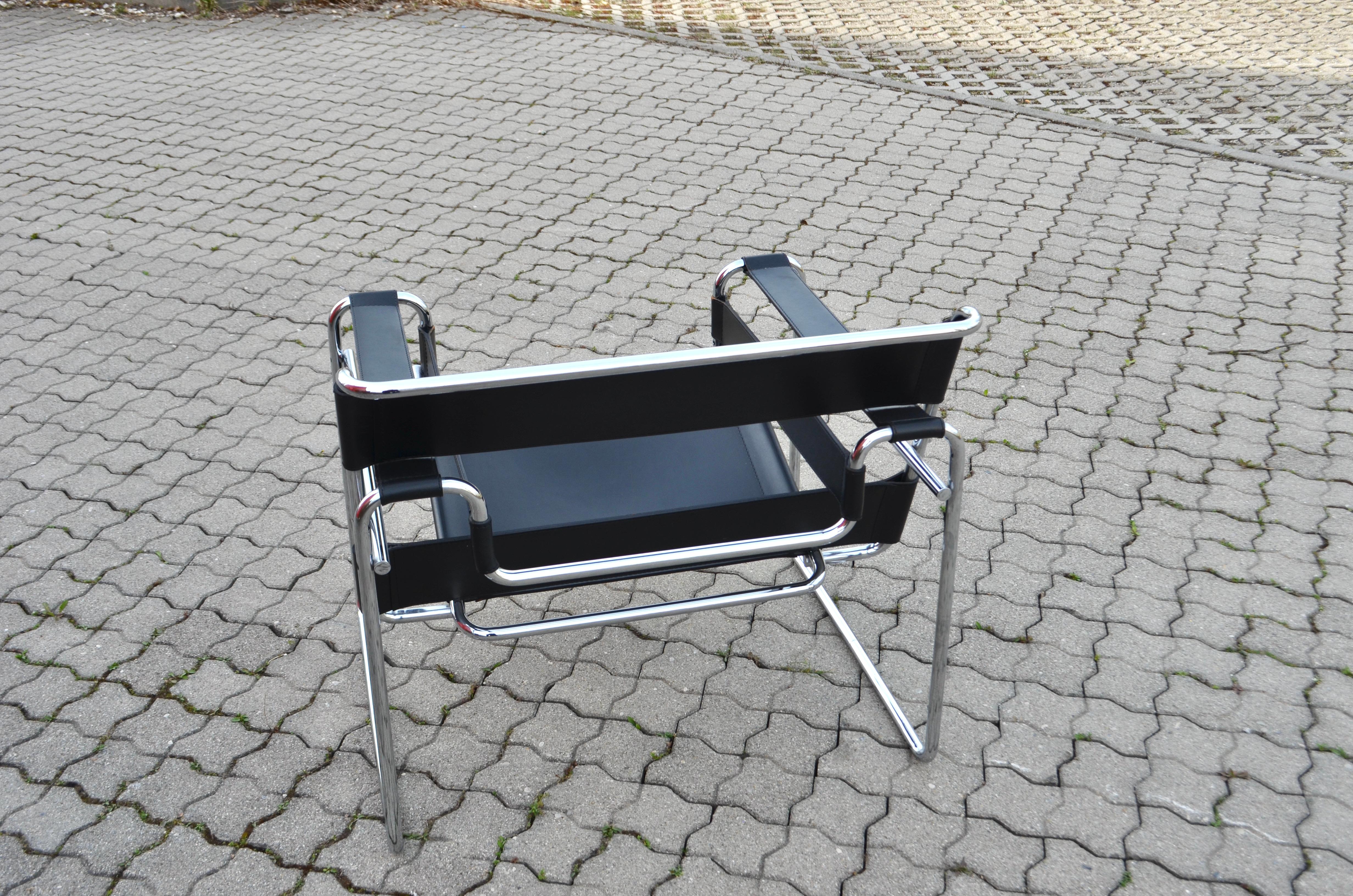 Knoll International Wassily Chair von Marcel Breuer, schwarzes Leder im Angebot 6