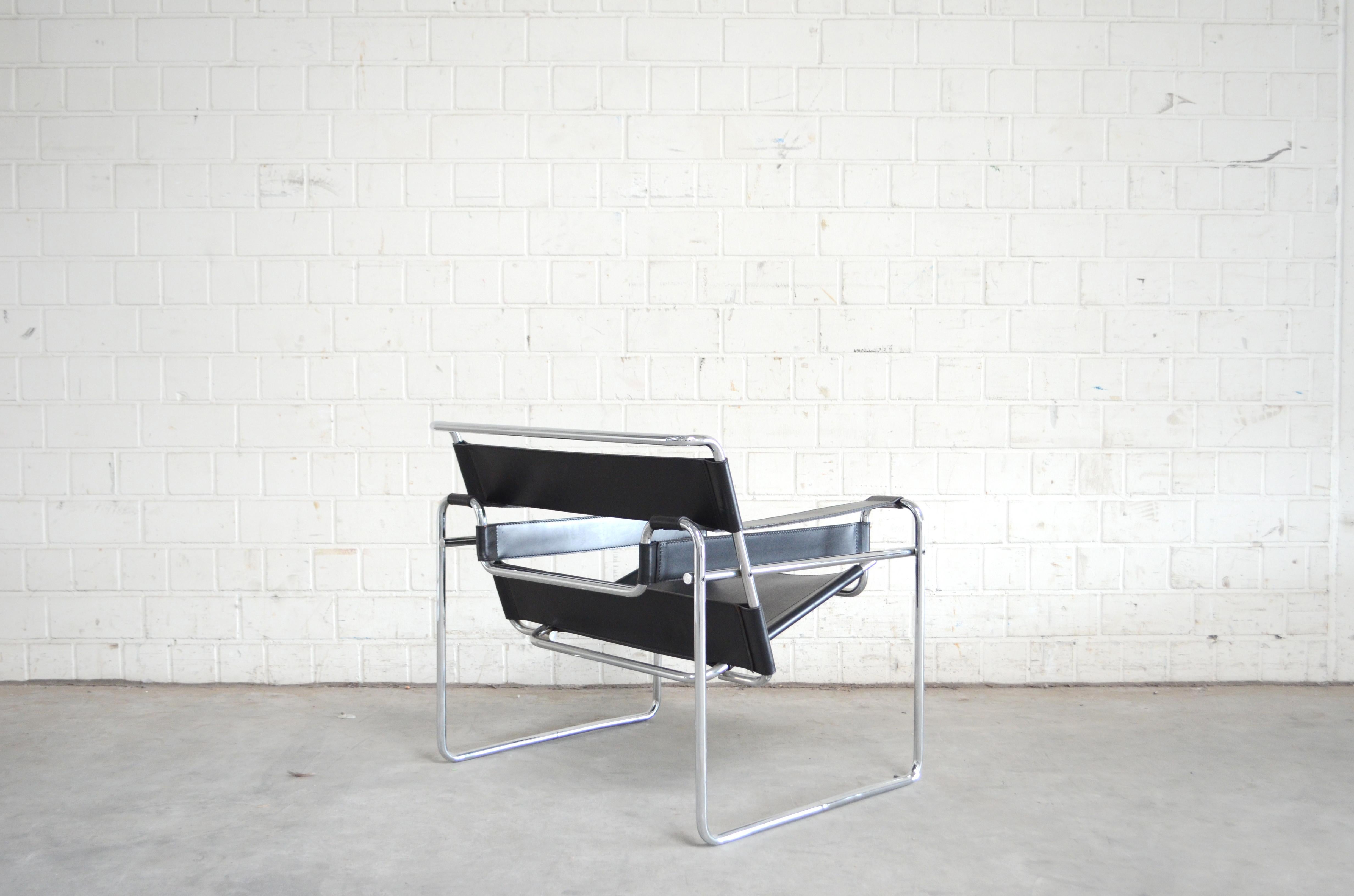 Knoll International Wassily Chair by Marcel Breuer 2