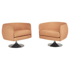 Knoll Joseph D'urso Pair Swivel Lounge Chairs, 1960