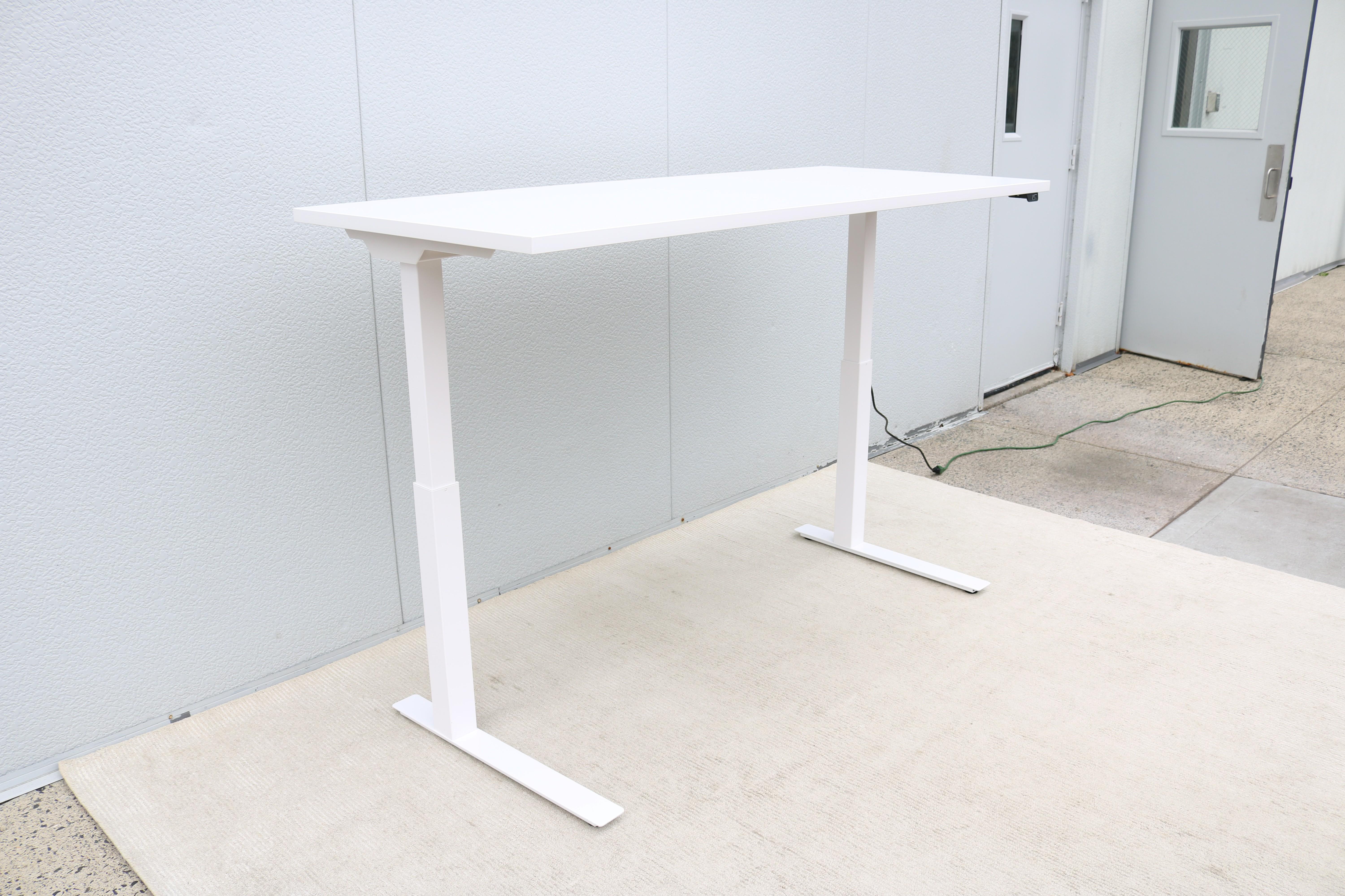 Steel Knoll K. Stand Electric Height-Adjustable Rectangle White Table Desk For Sale