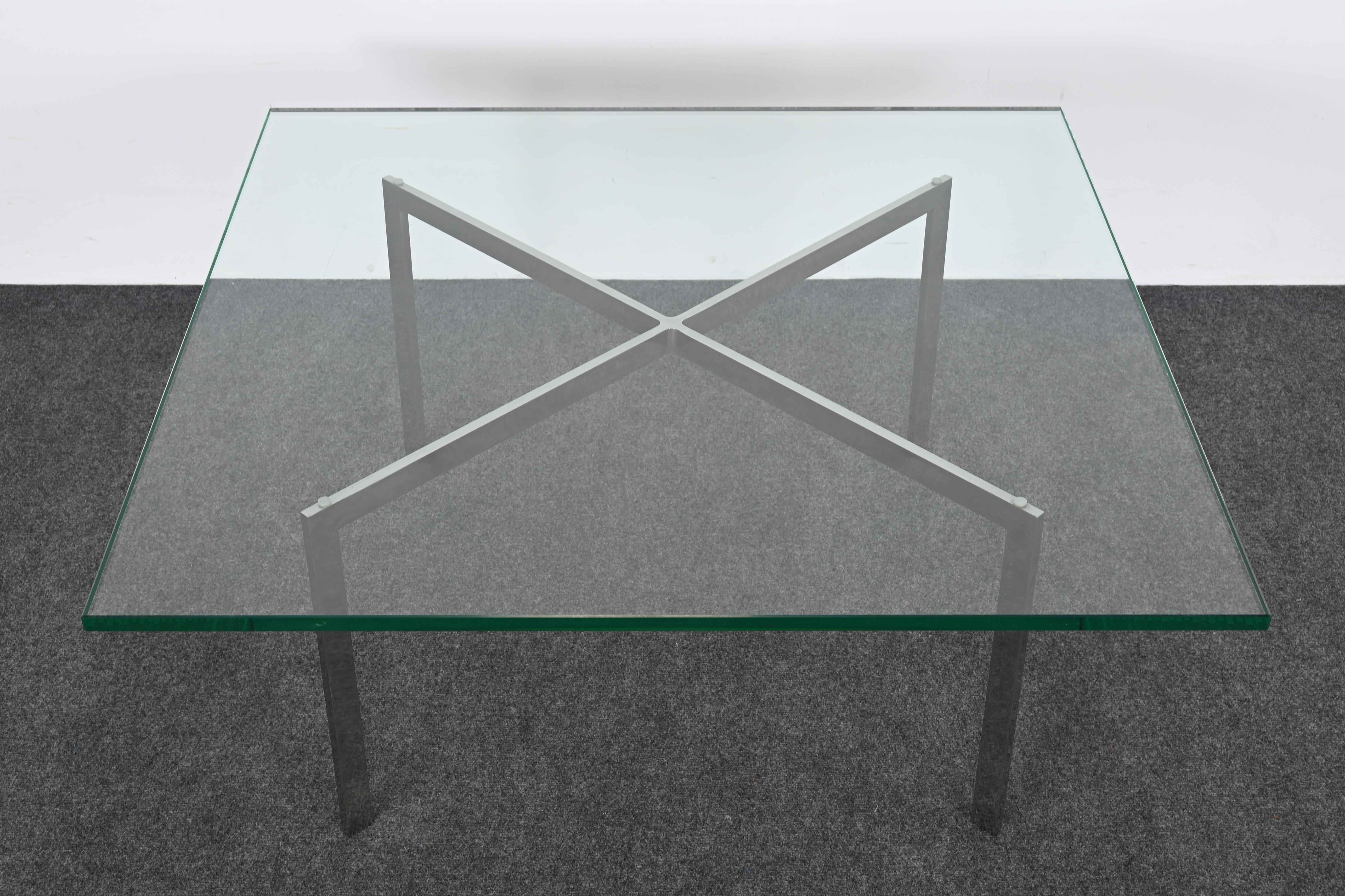 Knoll Ludwig Mies van der Rohe Barcelona, Couchtisch, 1960er-Jahre (amerikanisch)