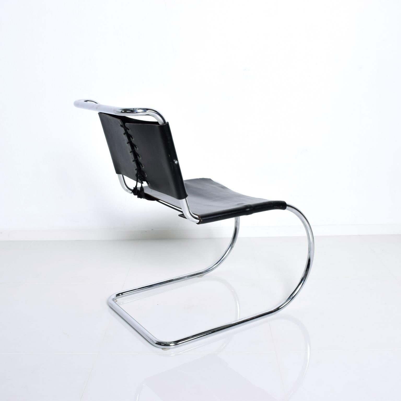 Mid-Century Modern Knoll, Ludwig Mies van der Rohe, MR Chair Tubular Chrome Leather Chair