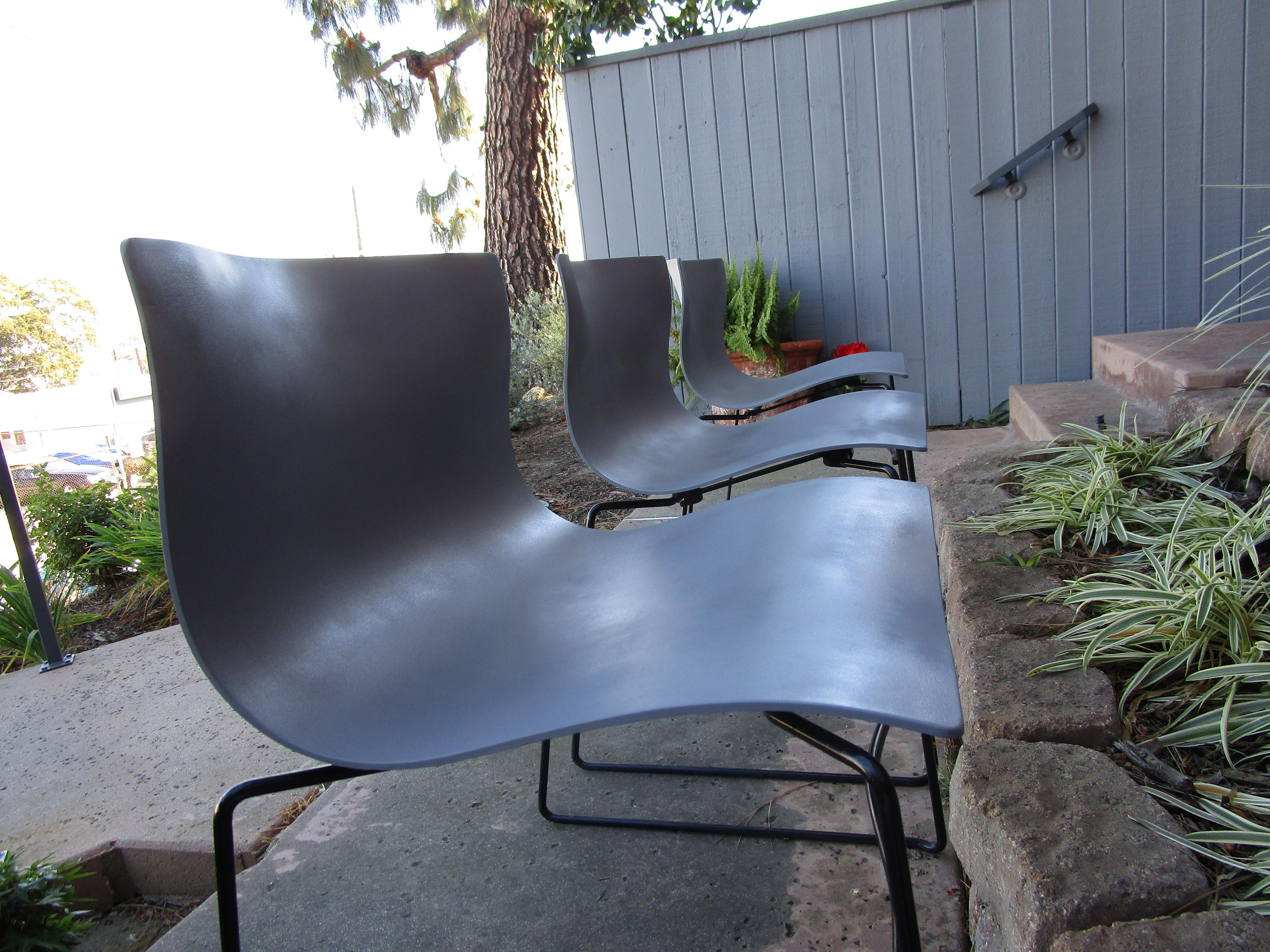 Américain Chaises mouchoirs grises de Knoll Massimo Vignelli en vente